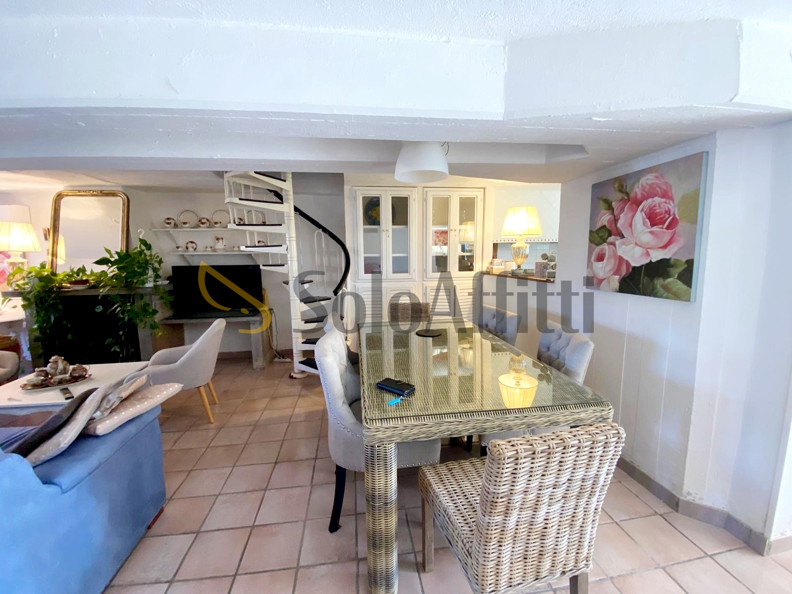 Quadrilocale con giardino in viale martano, Tarquinia