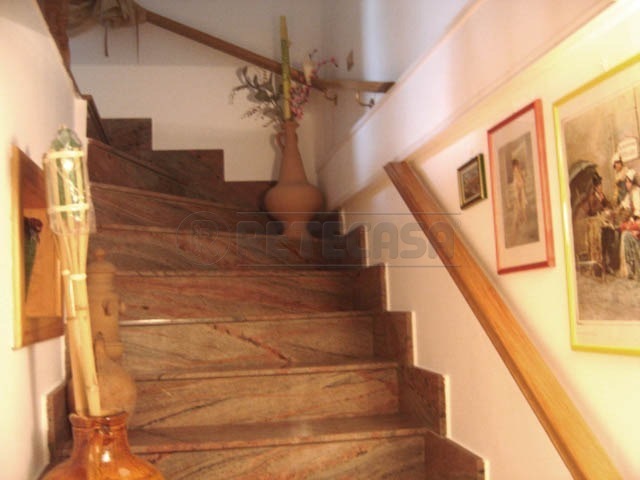 Villetta a schiera con giardino in via antonio venturi 27, Nard�