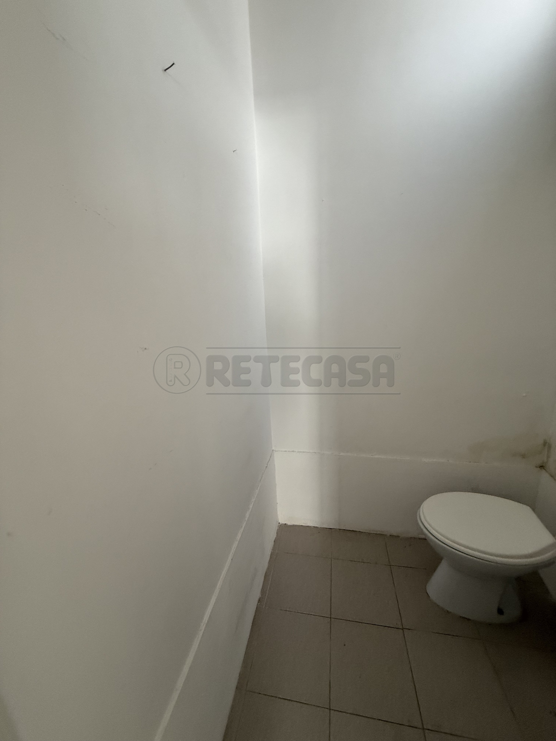 Locale commerciale in affitto in via generale cantore 6, Nard�