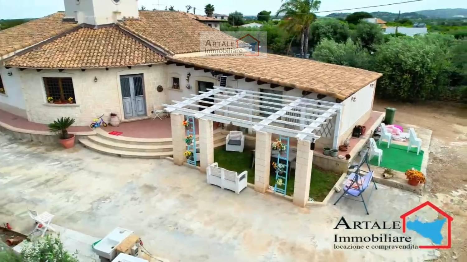 Villa nuova a Avola