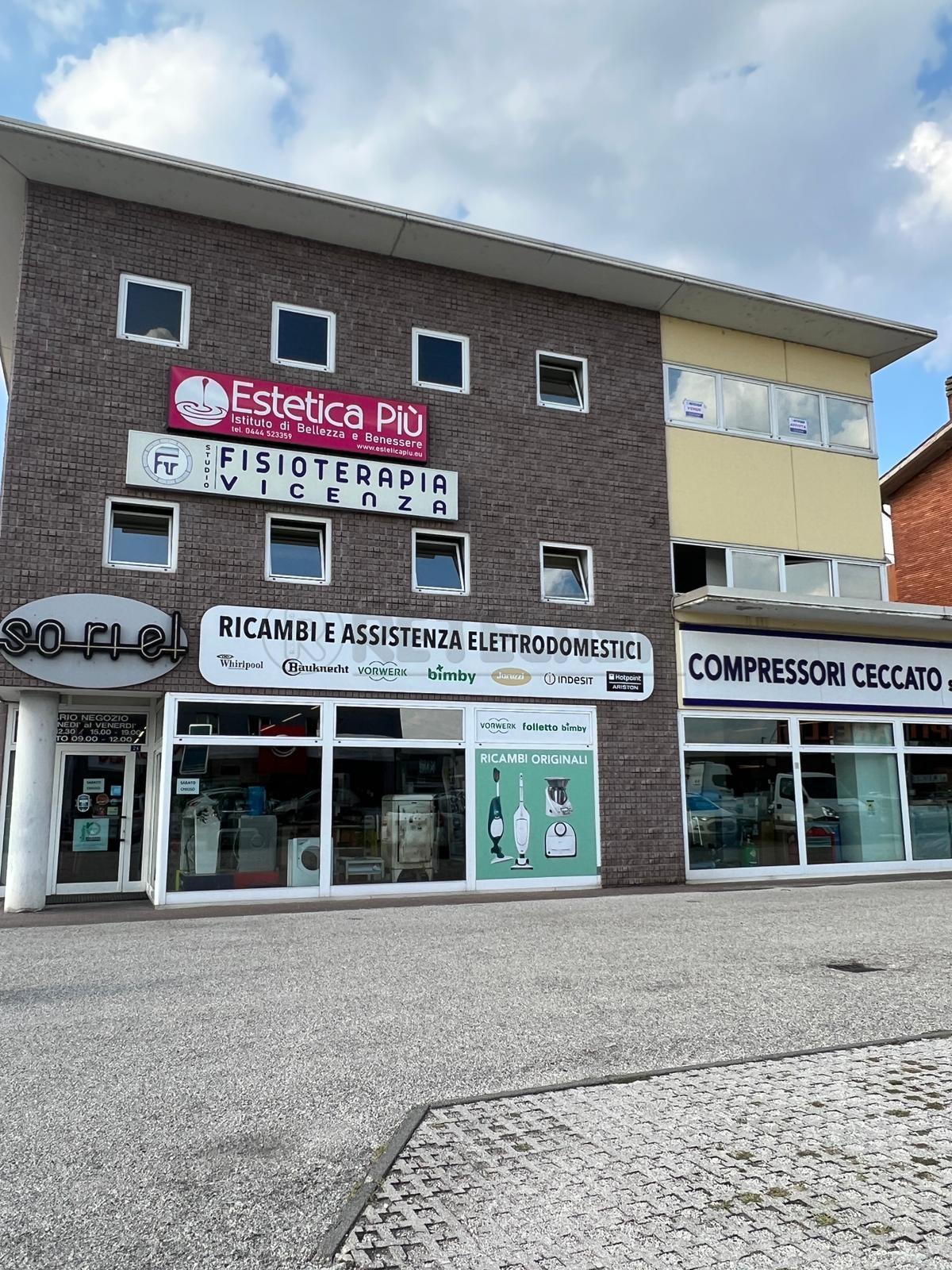 Ufficio in vendita in via cristoforo colombo 2, Creazzo