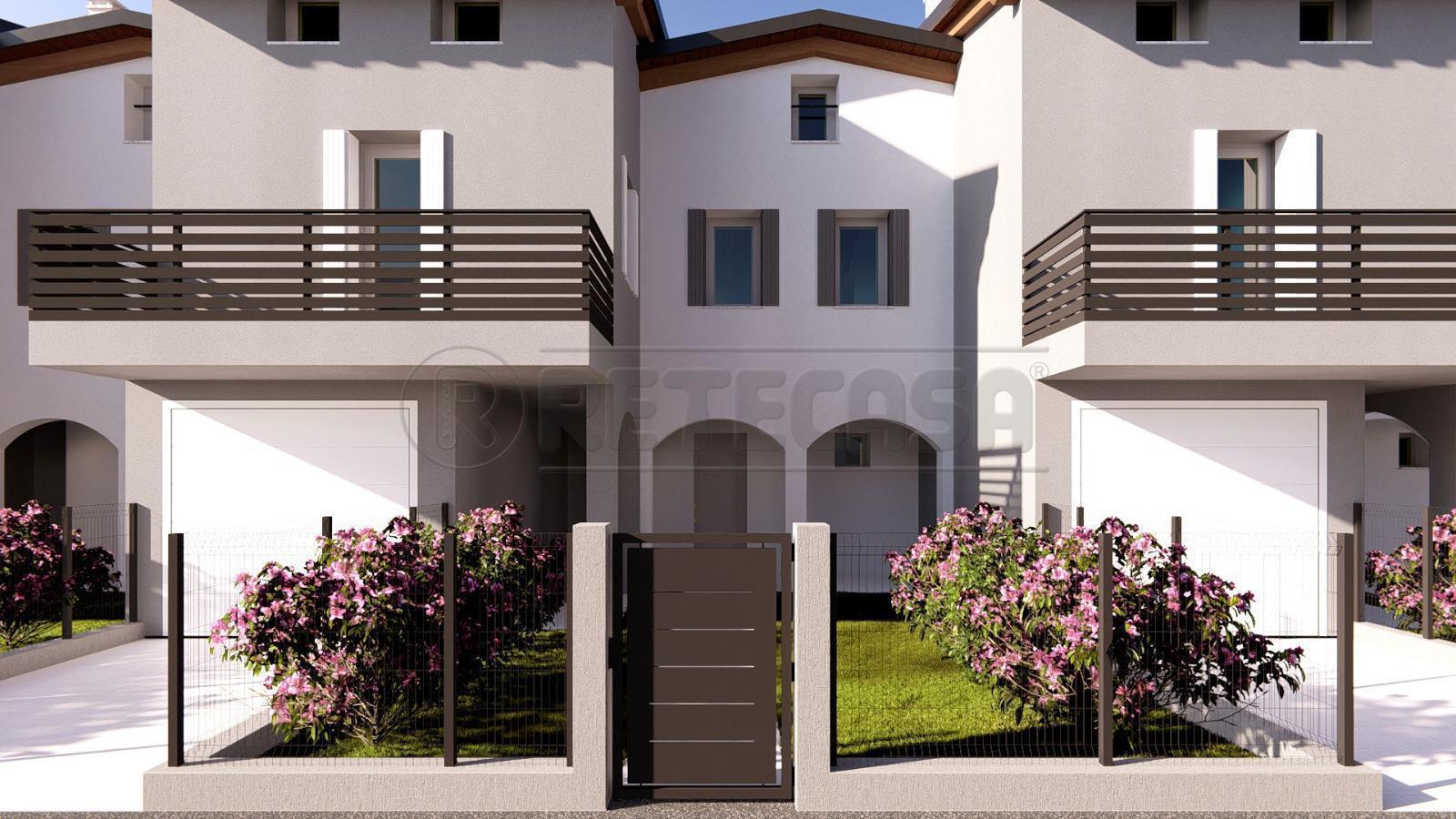 Villetta a schiera con giardino a Bolzano Vicentino