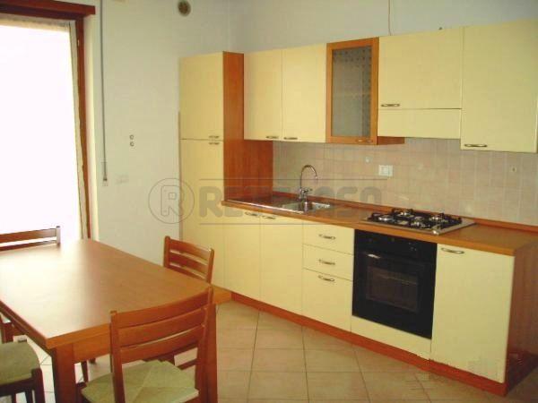 Appartamento con terrazzo, Montecchio Maggiore s.pietro