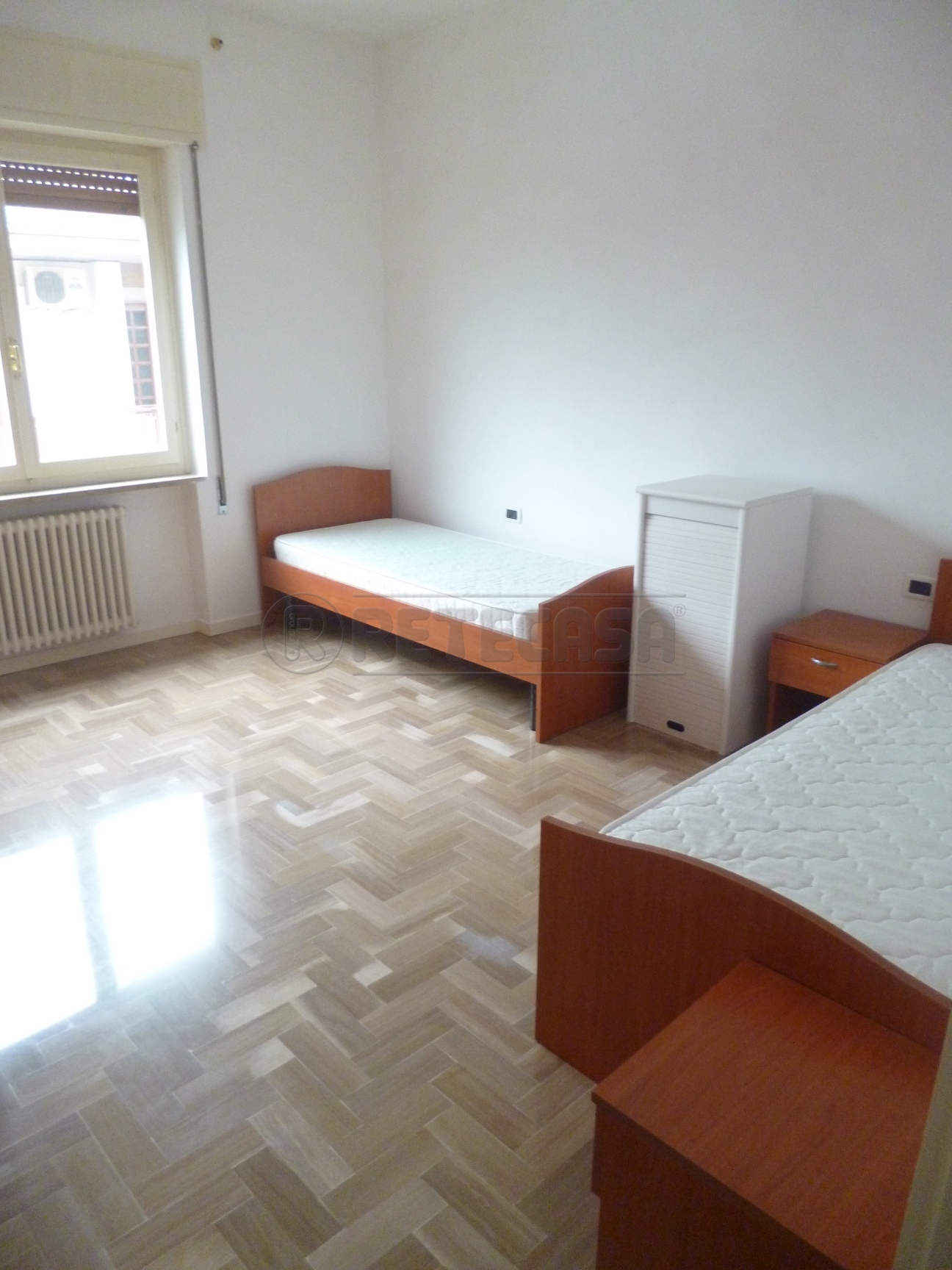 Appartamento con terrazzo in zona valle, Montecchio Maggiore