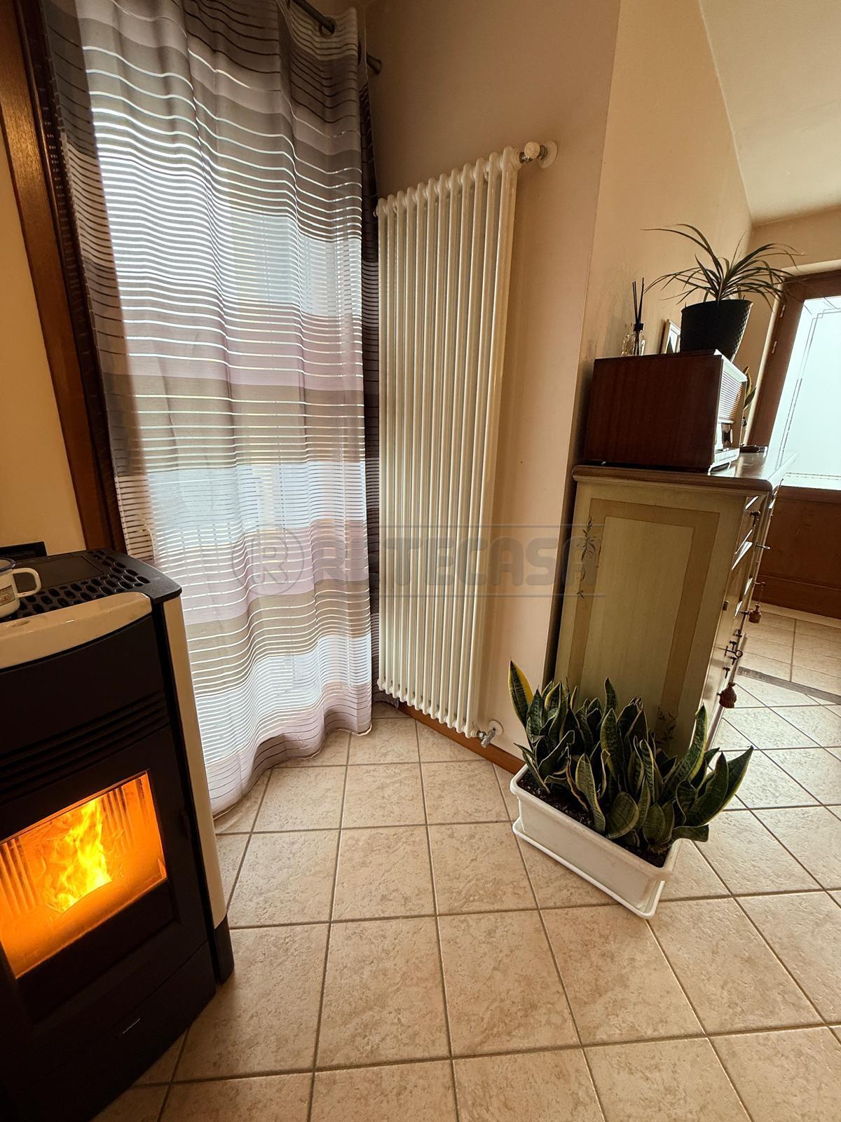 Quadrilocale con terrazzo a Val Liona