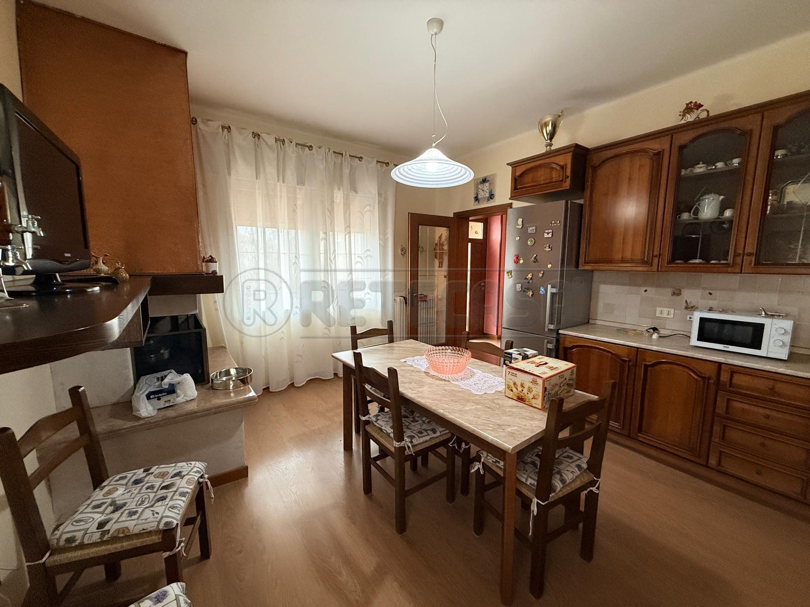 Appartamento con terrazzo a Montecchio Maggiore