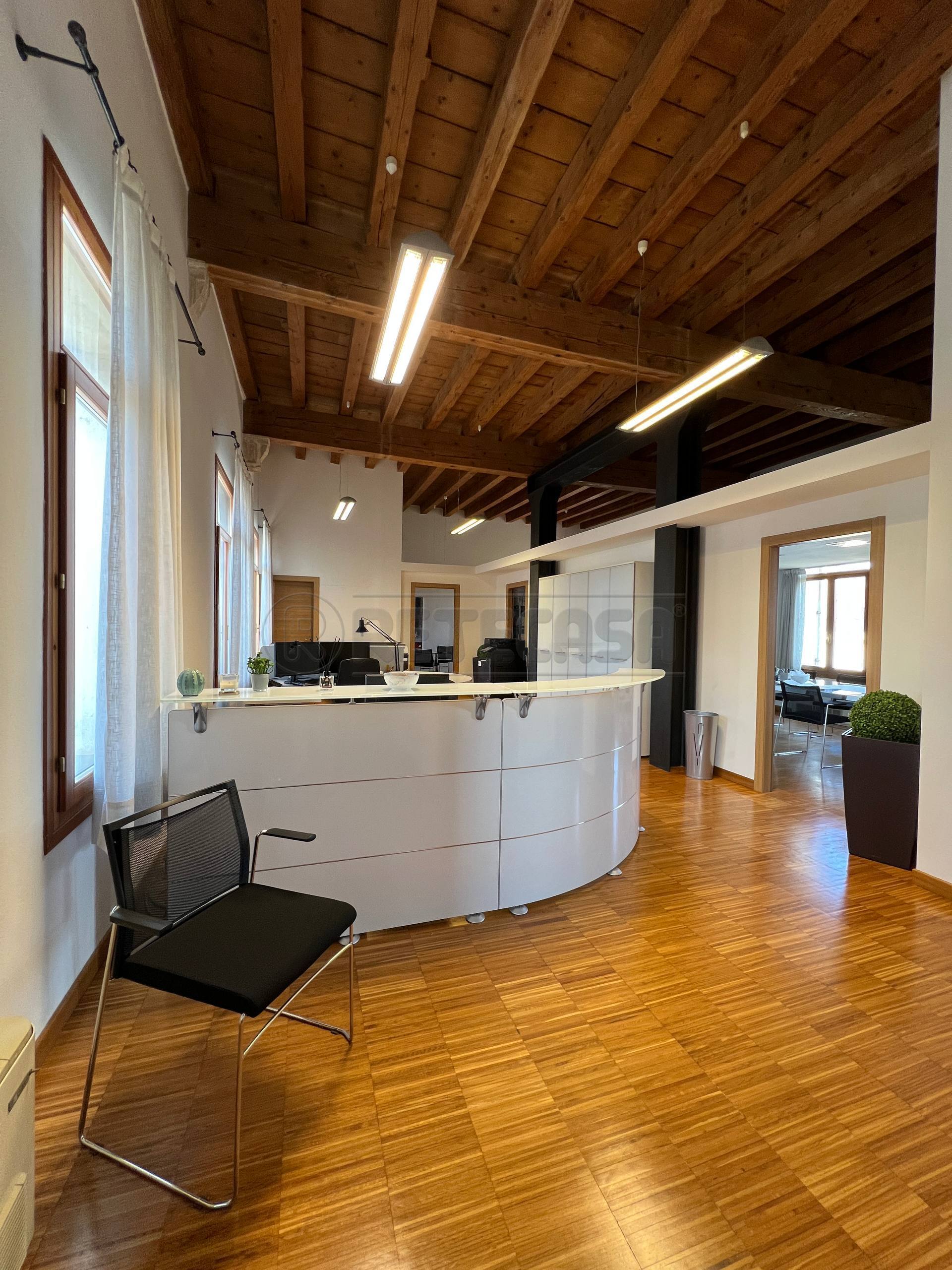 Ufficio in affitto in via f. crispi 2, Barbarano Mossano