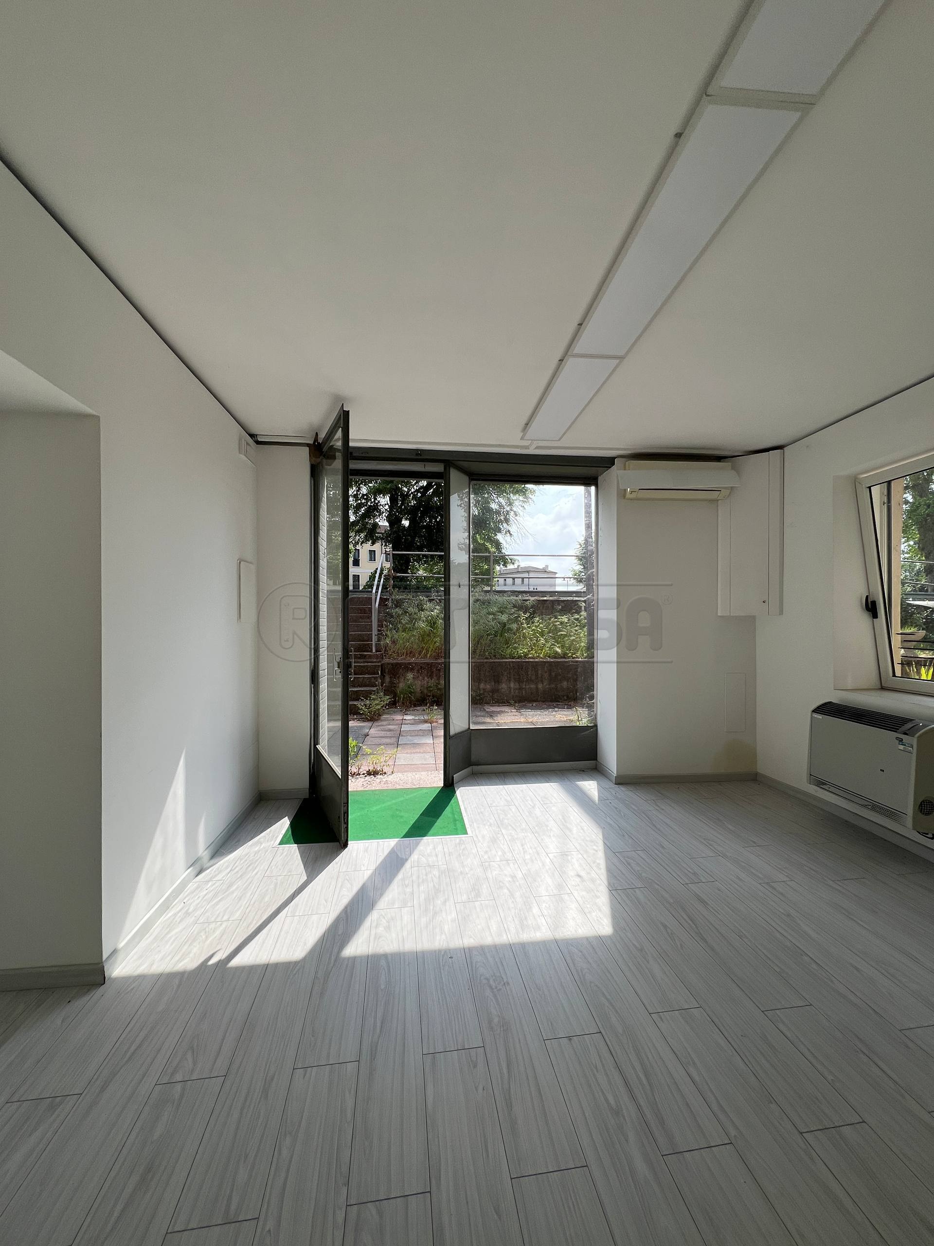 Casa indipendente con box in via riviera berica 45, Barbarano Mossano