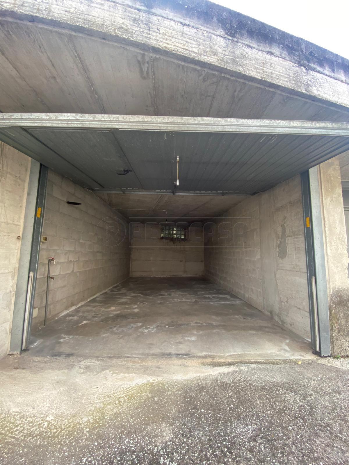 Box/Garage 23mq in vendita in via vicariato 20, Barbarano Mossano