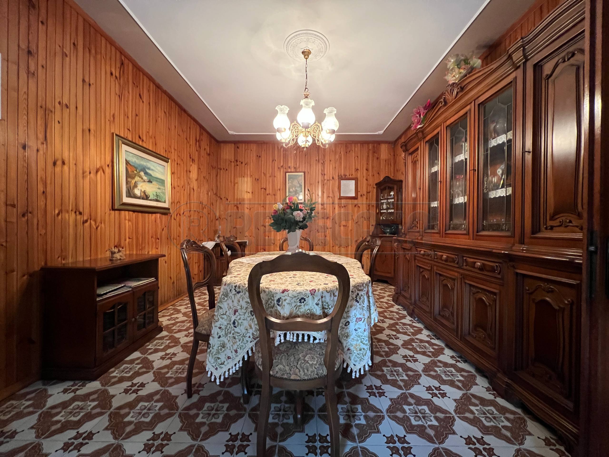 Casa indipendente con giardino in via, Val Liona