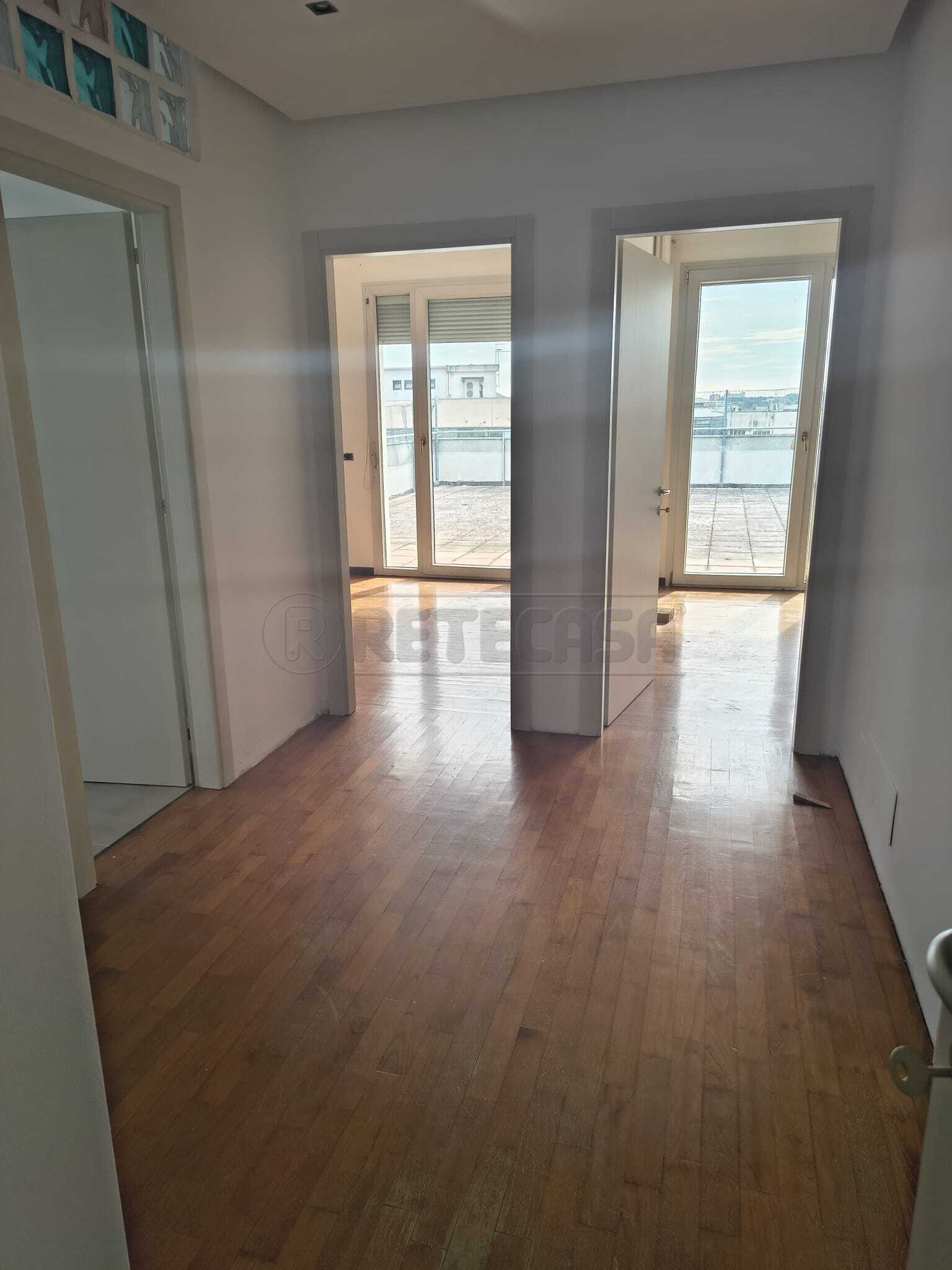Appartamento con terrazzo a Creazzo