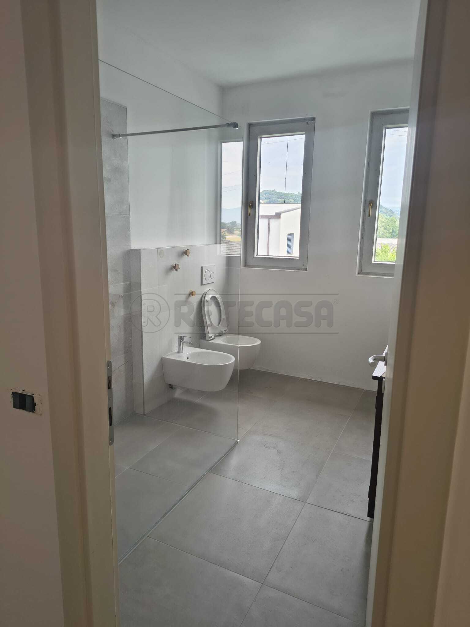 Appartamento con terrazzo a Creazzo