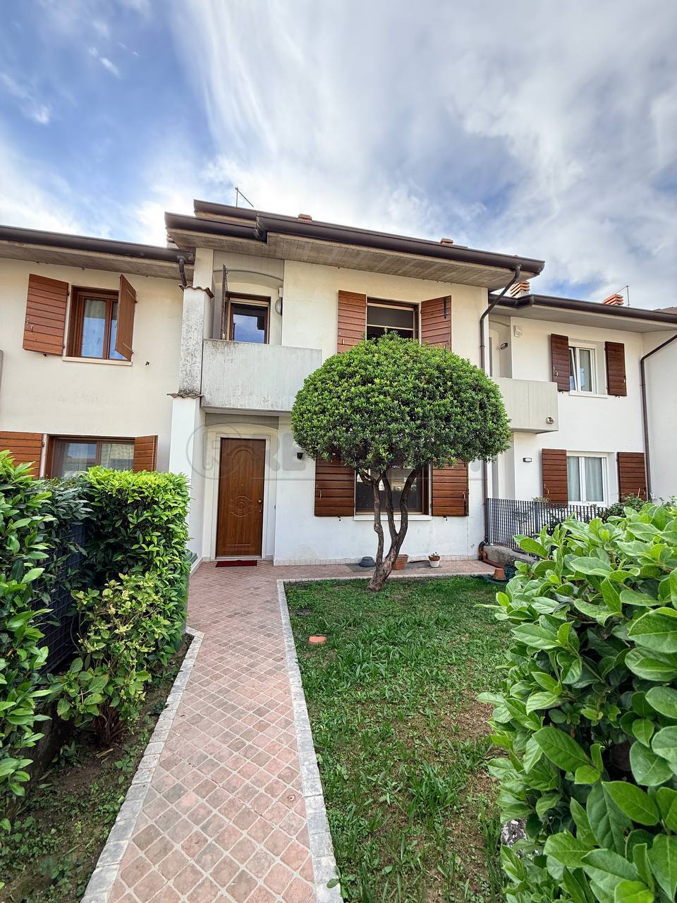 Casa indipendente con giardino in via giovanni giolitti 20, Montecchio Maggiore