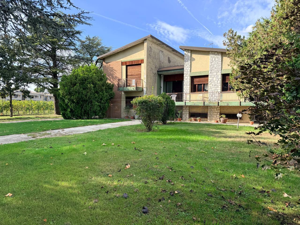 Casa indipendente con giardino in via madonna dei prati 18, Brendola