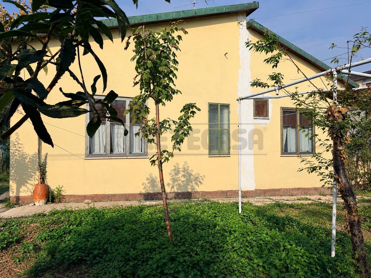 Villetta a schiera con giardino in via fermi 120, Montecchio Maggiore