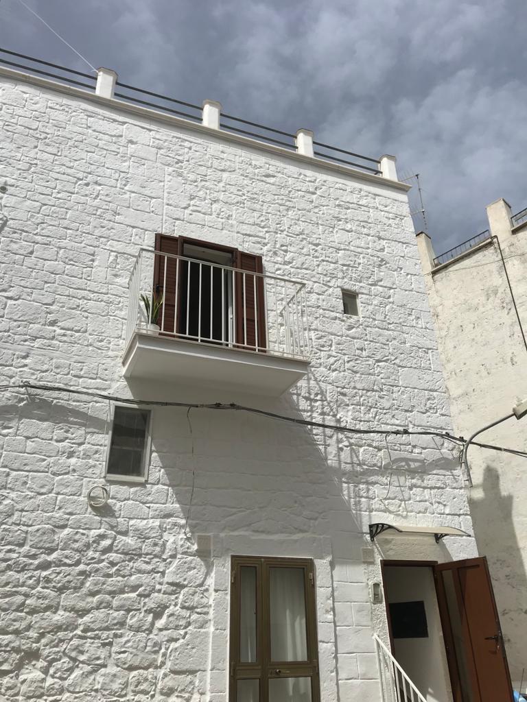 Casa indipendente con terrazzo in via alfonso pomes 68, Ostuni