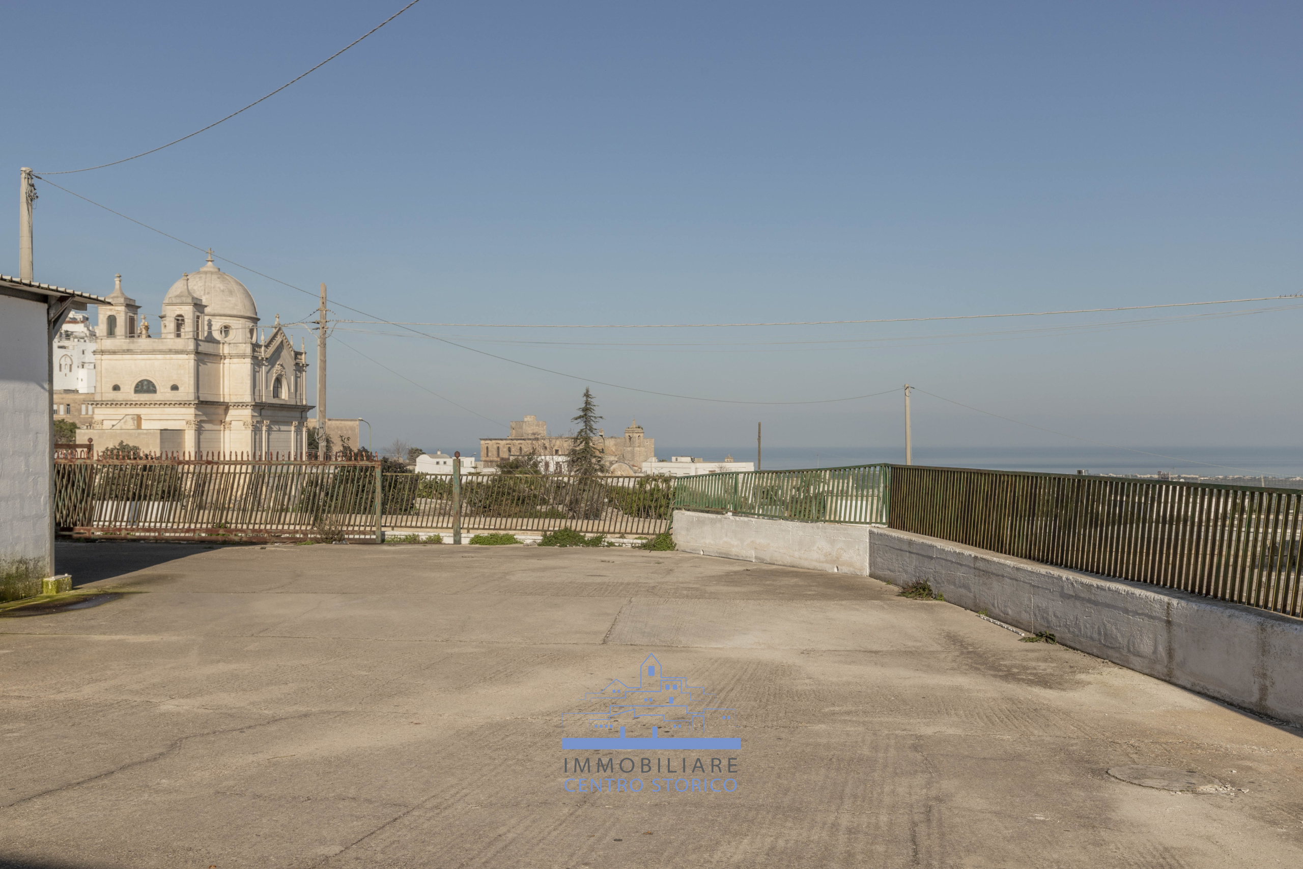 Locale commerciale vista mare in contrada madonna della grata, Ostuni