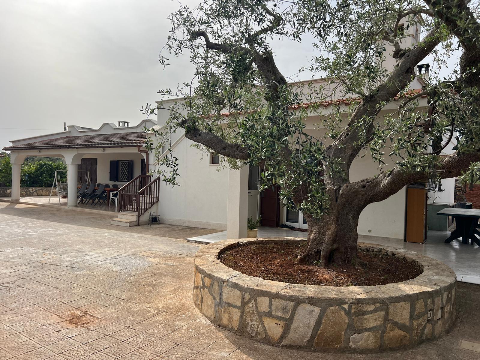 Villa con giardino in strada provinciale 22sp 22, Ostuni