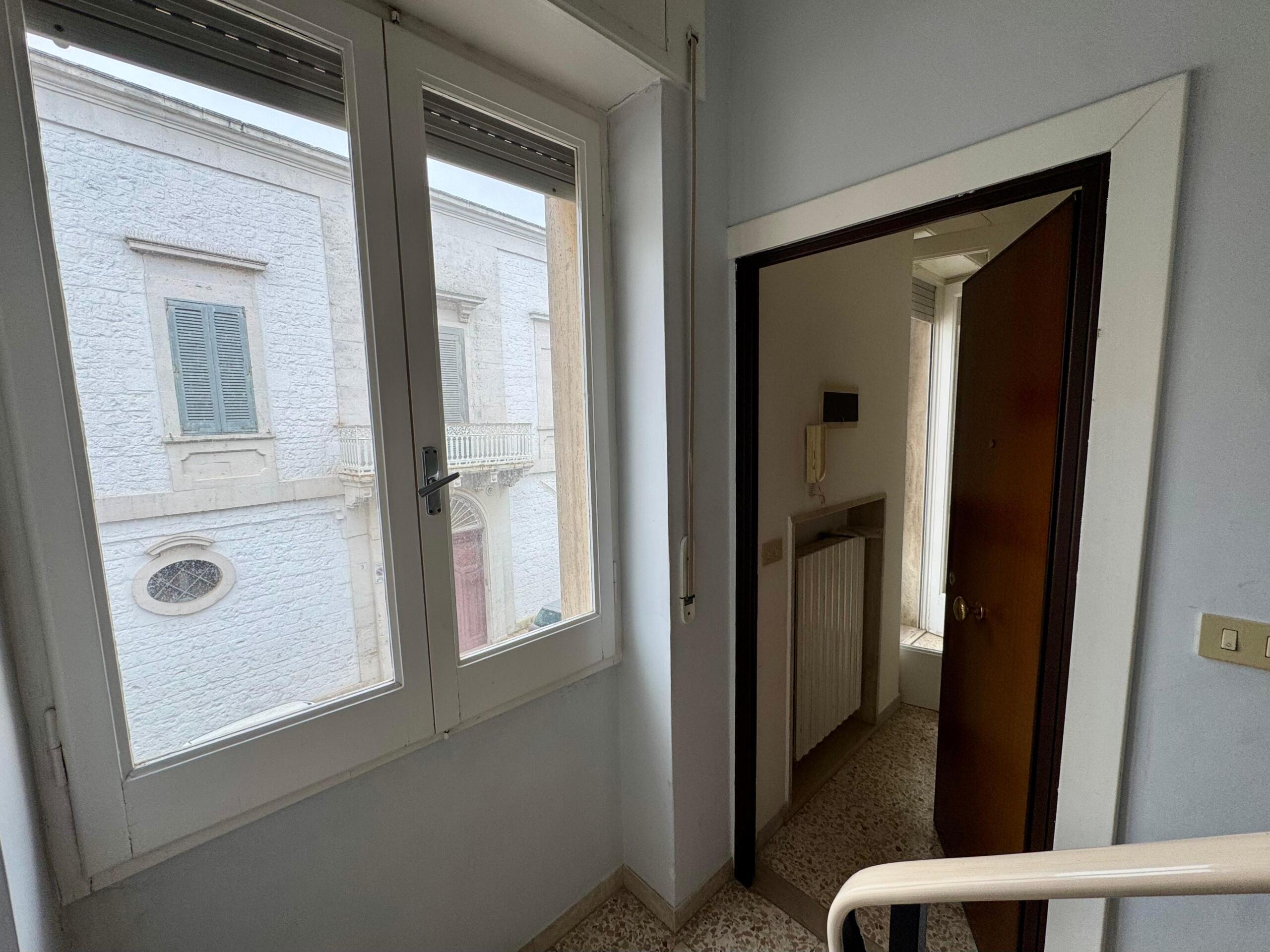 Quadrilocale con terrazzo in via padre serafino tamborrino, Ostuni