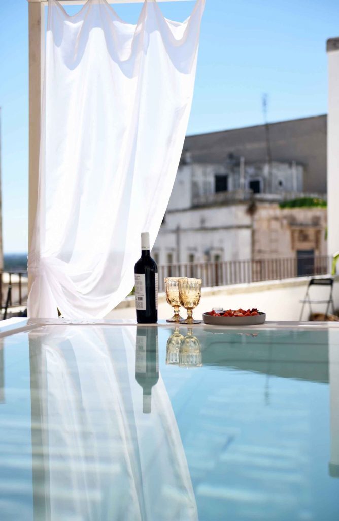 Stabile/Palazzo con terrazzo in piazza 'nzegna, Carovigno