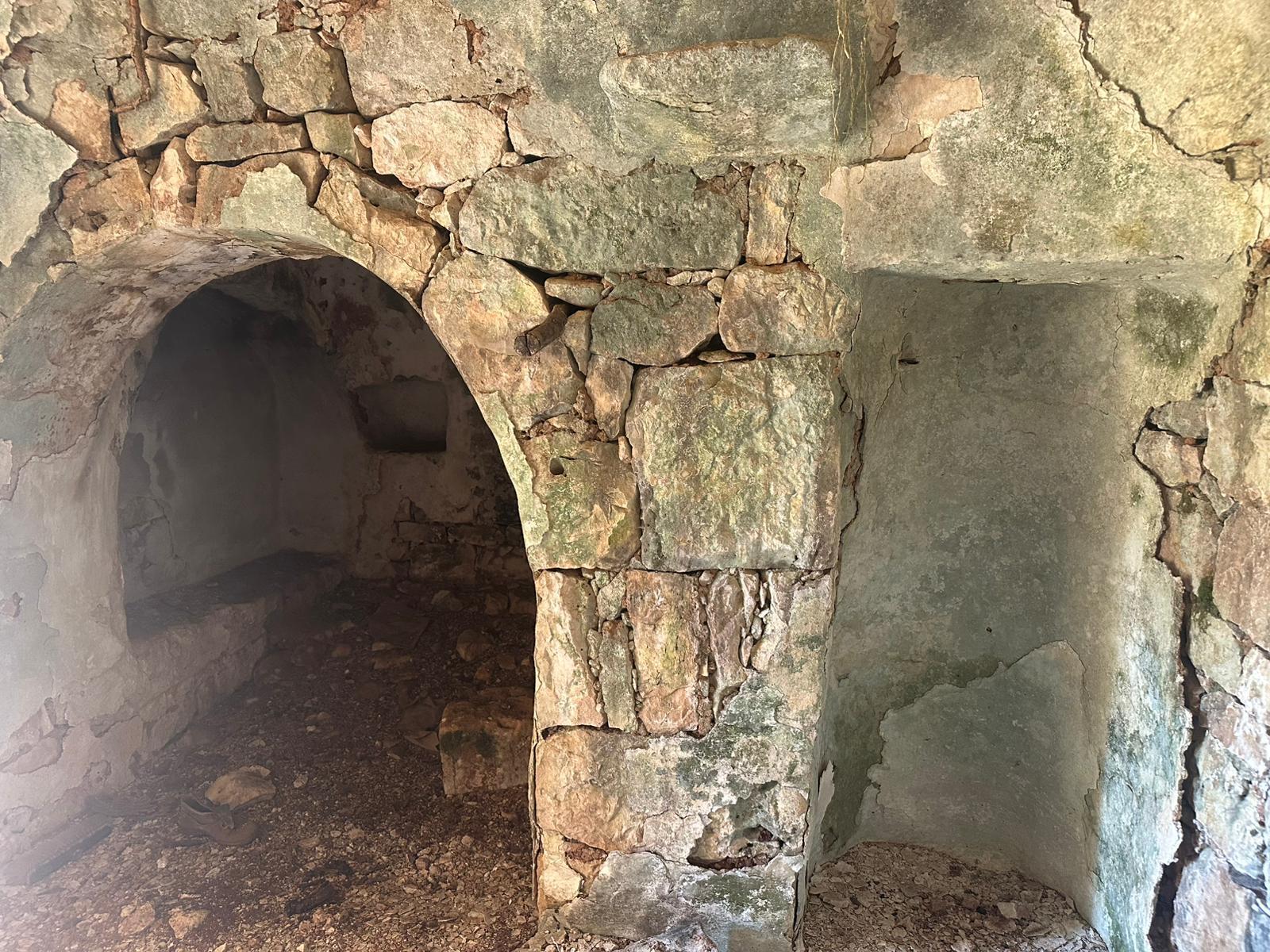 Casa indipendente da ristrutturare in contrada galante, Ceglie Messapica