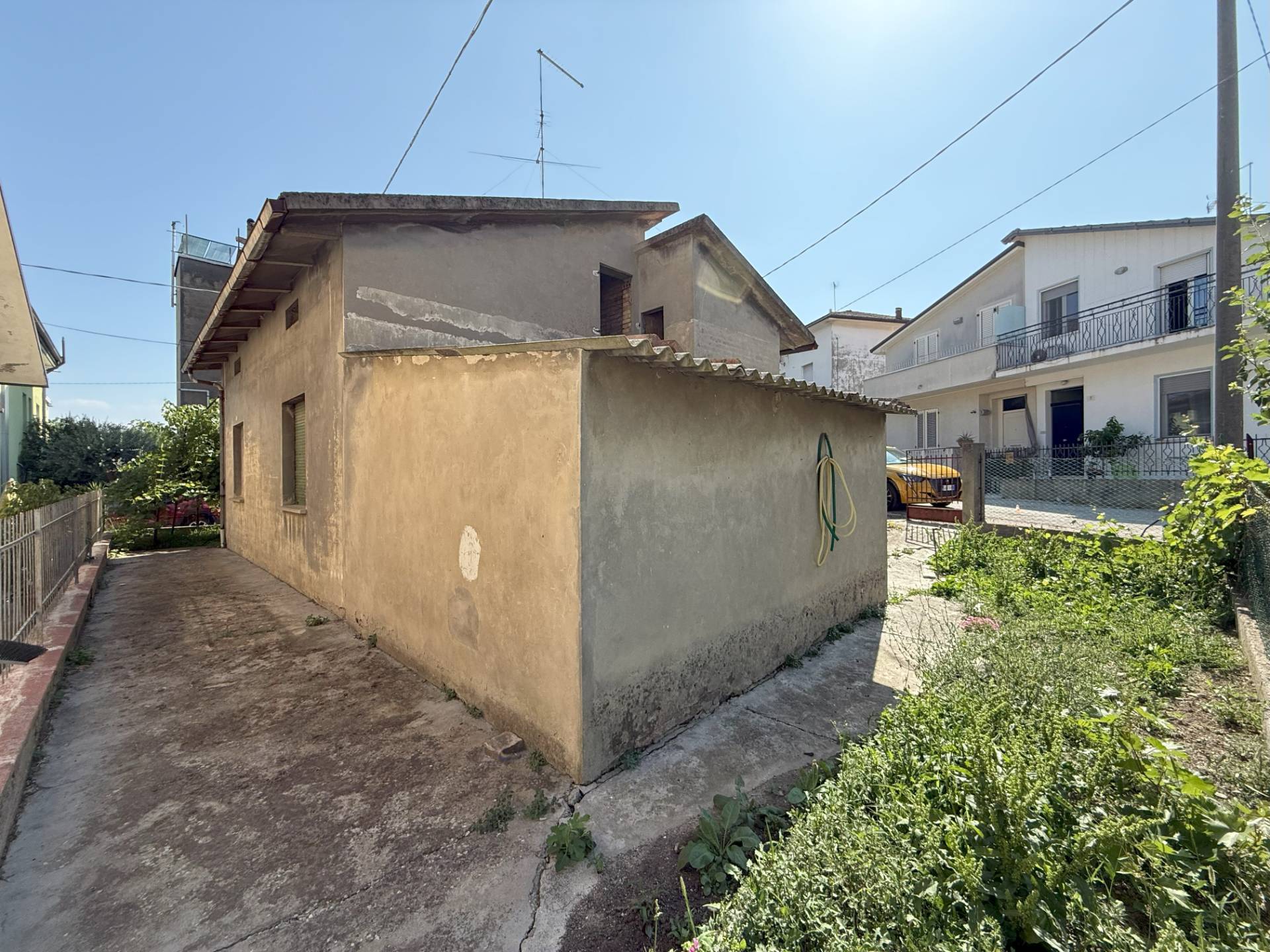 Casa singola in vendita a Cattolica, A mare della ferrovia