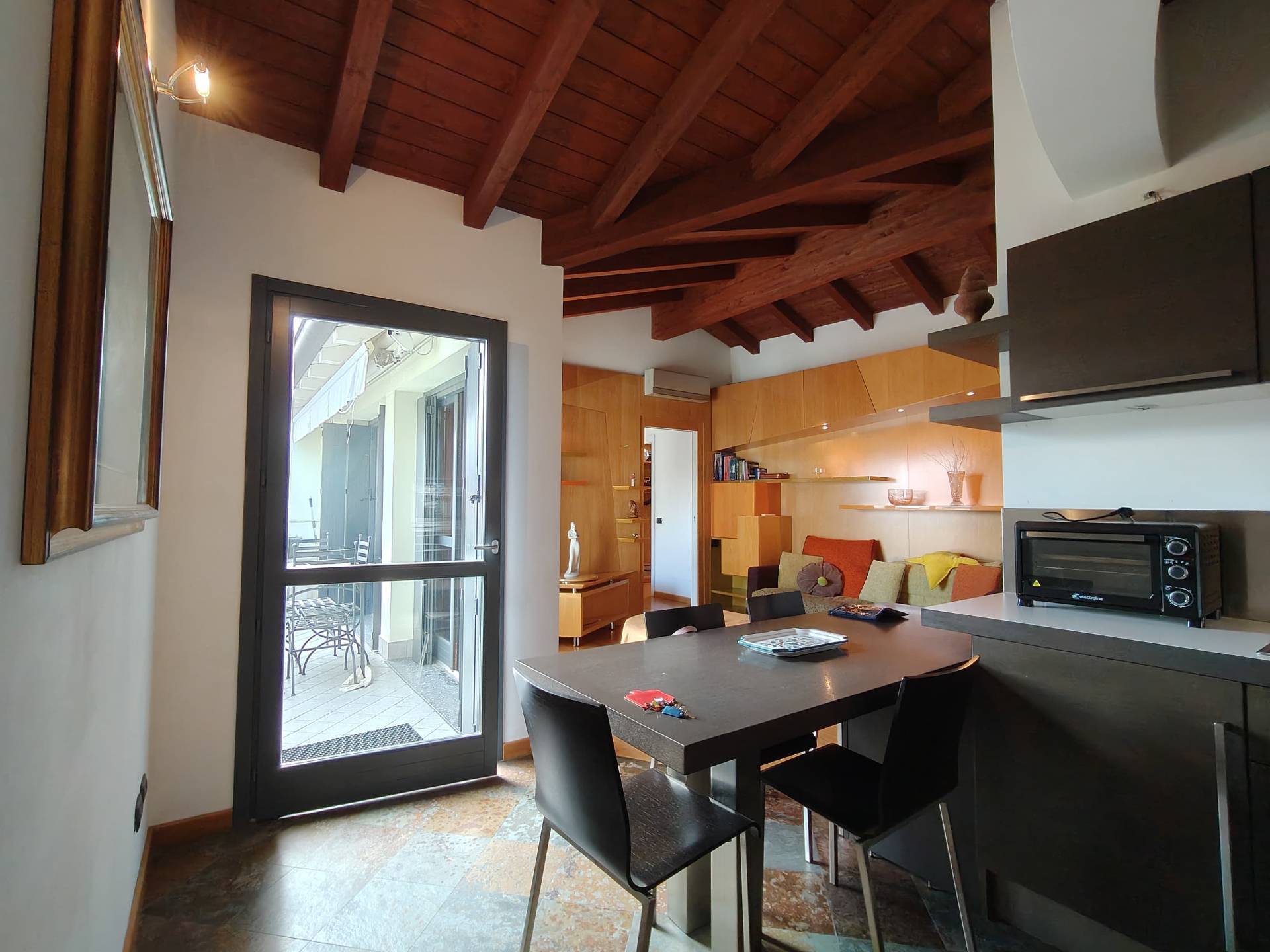 Appartamento in vendita a Gallarate, Centro