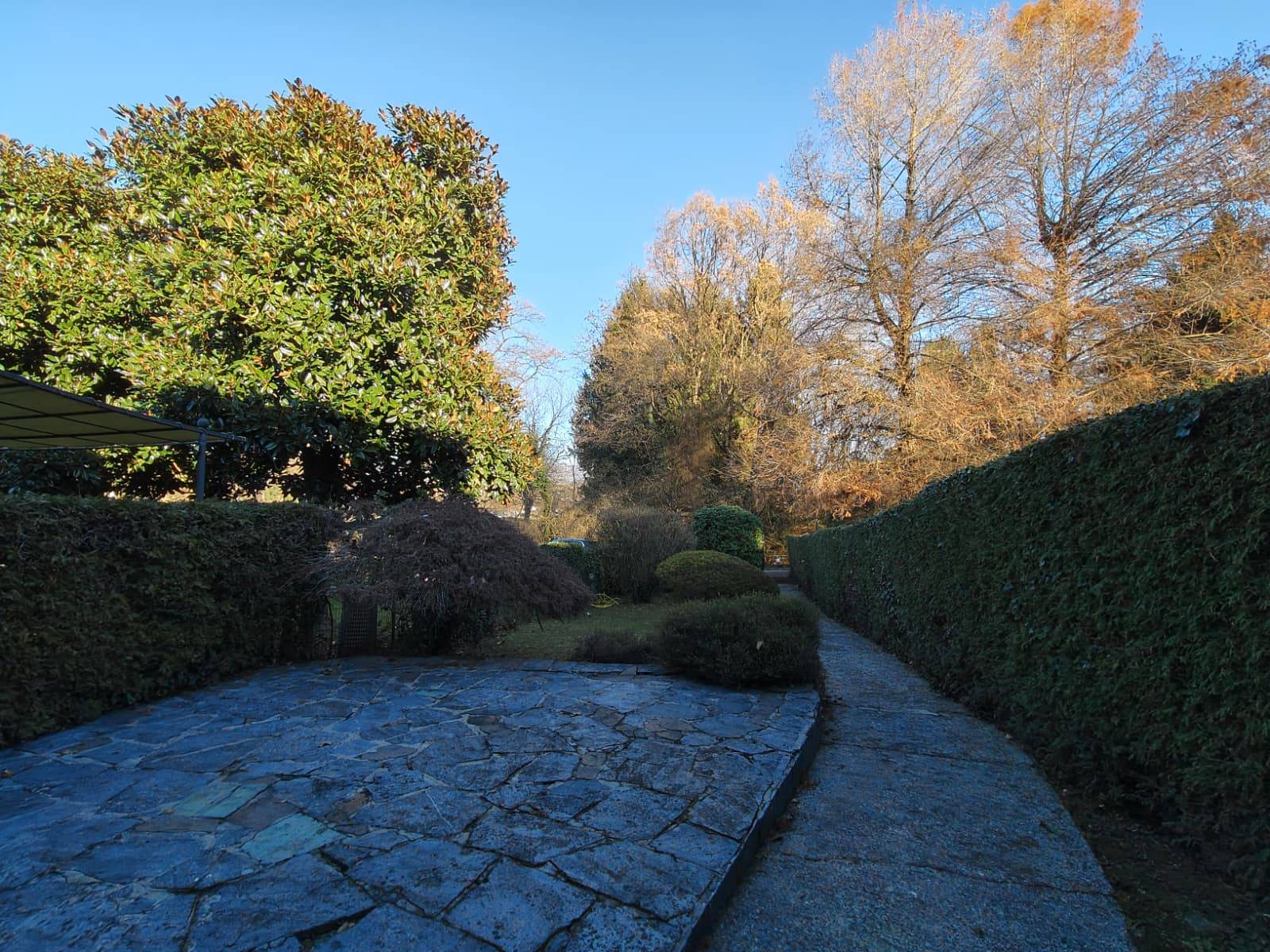 Appartamento in vendita a Ispra