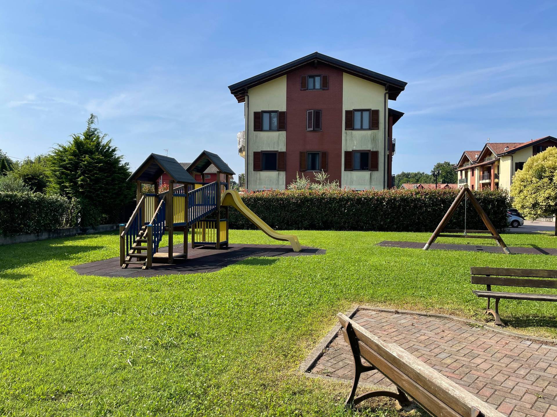 Appartamento in vendita a Samarate, Cascina Costa