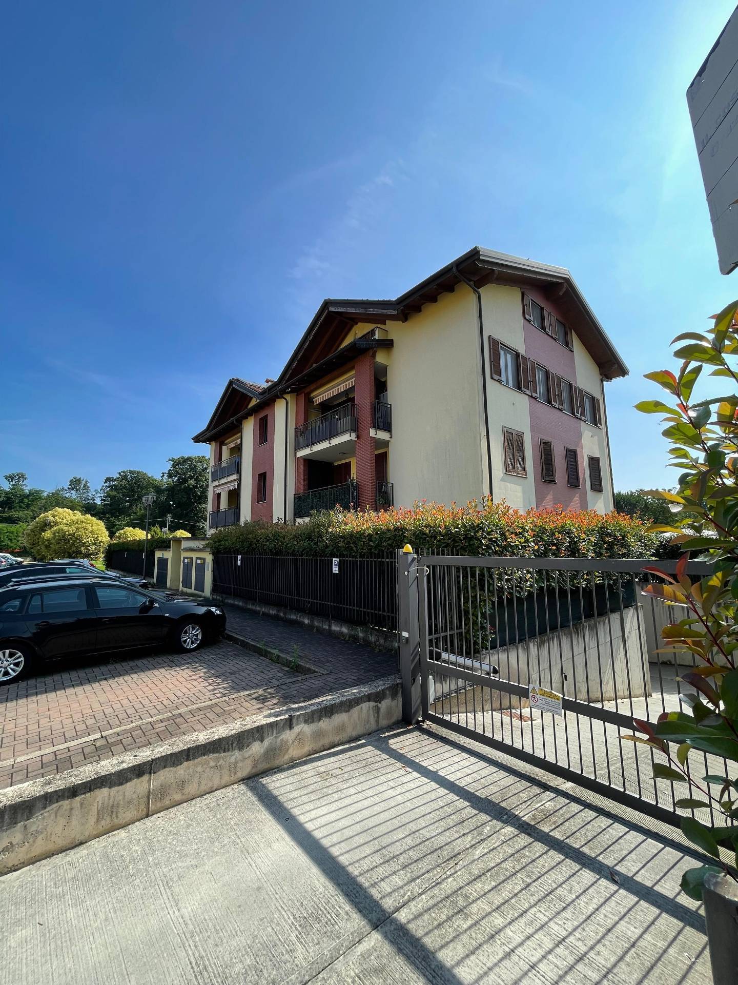 Appartamento in vendita a Samarate, Cascina Costa