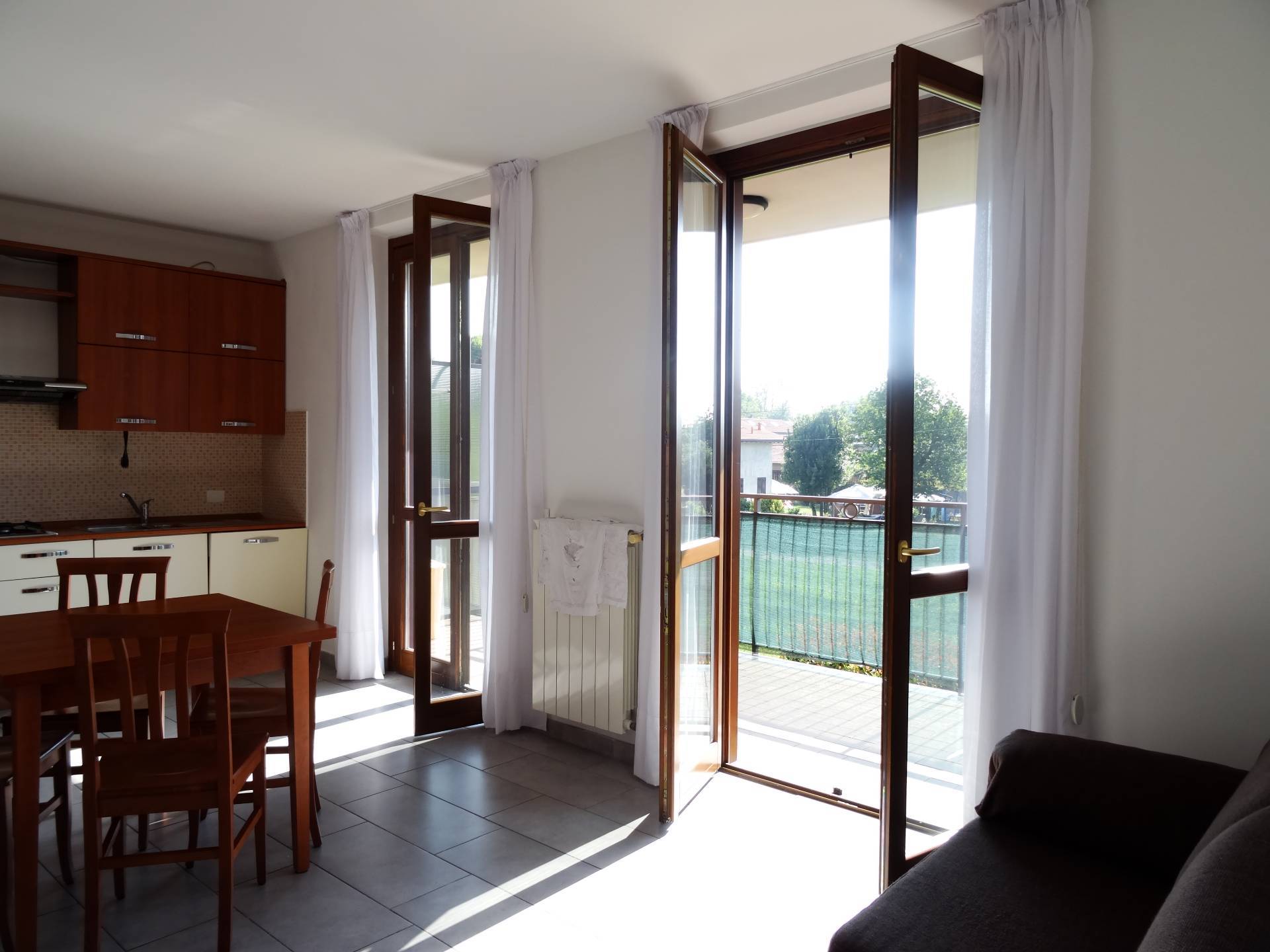 Appartamento in vendita a Samarate, Cascina Costa