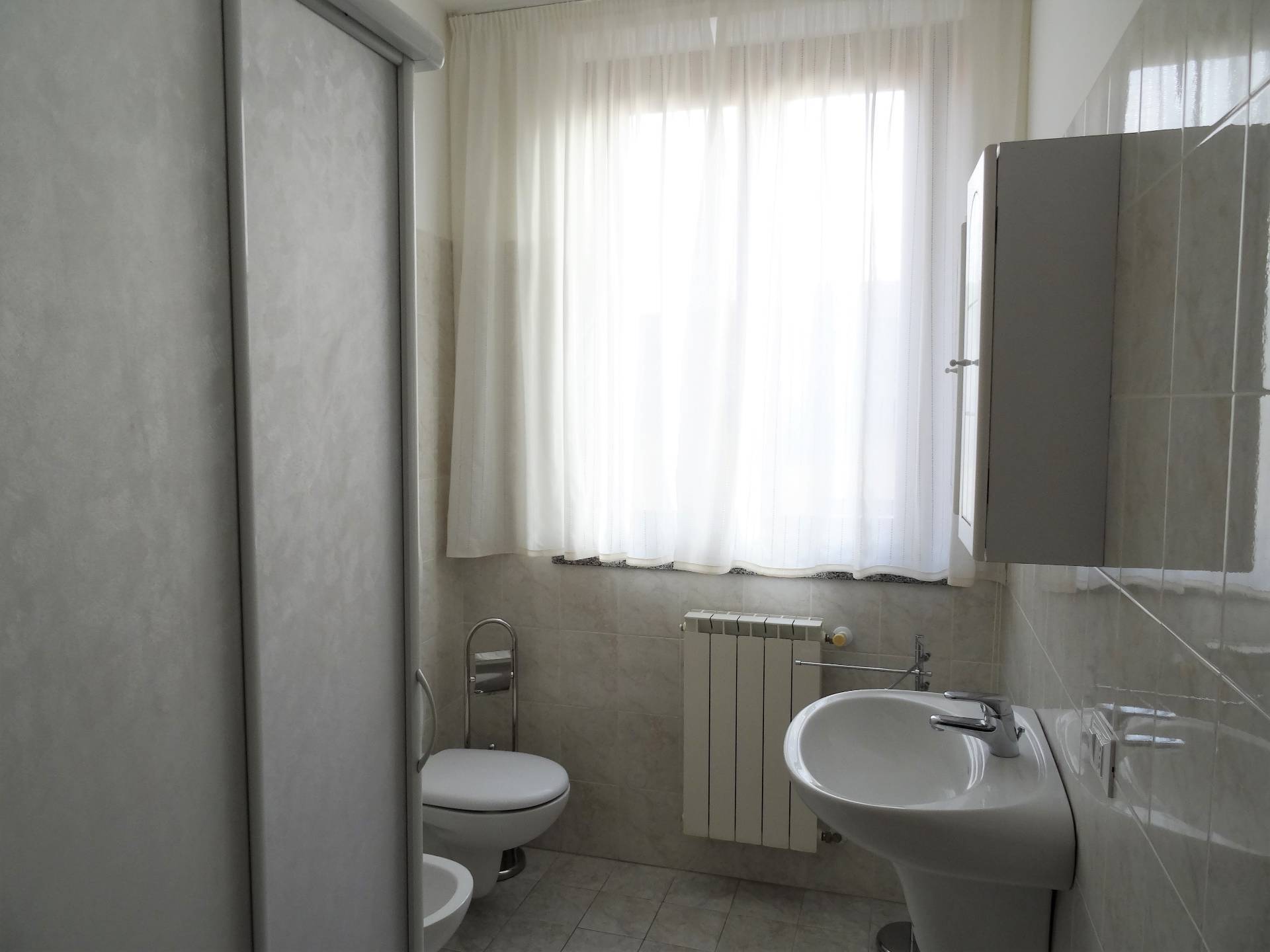 Appartamento in vendita a Samarate, Cascina Costa