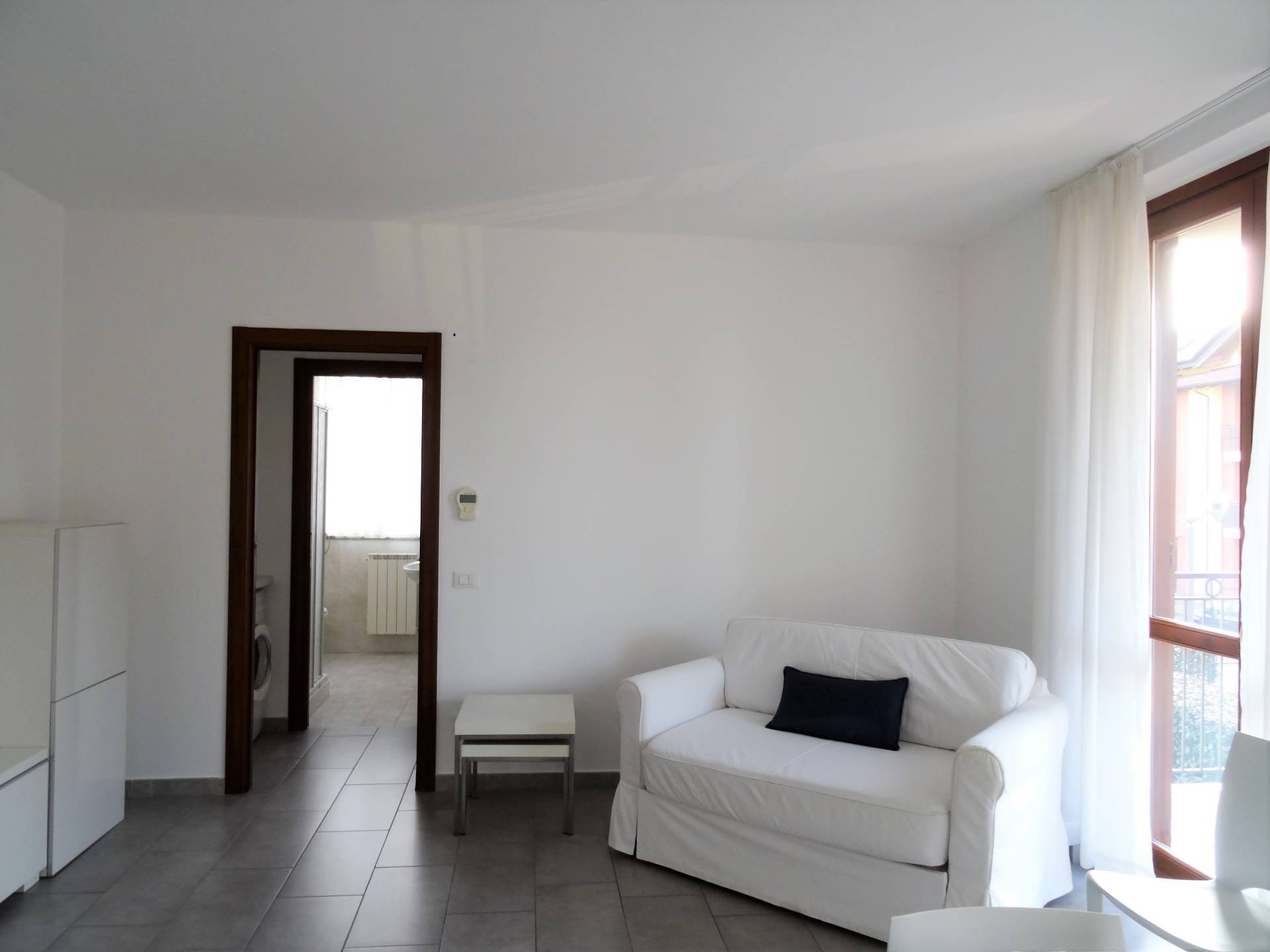 Appartamento in vendita a Samarate, Cascina Costa