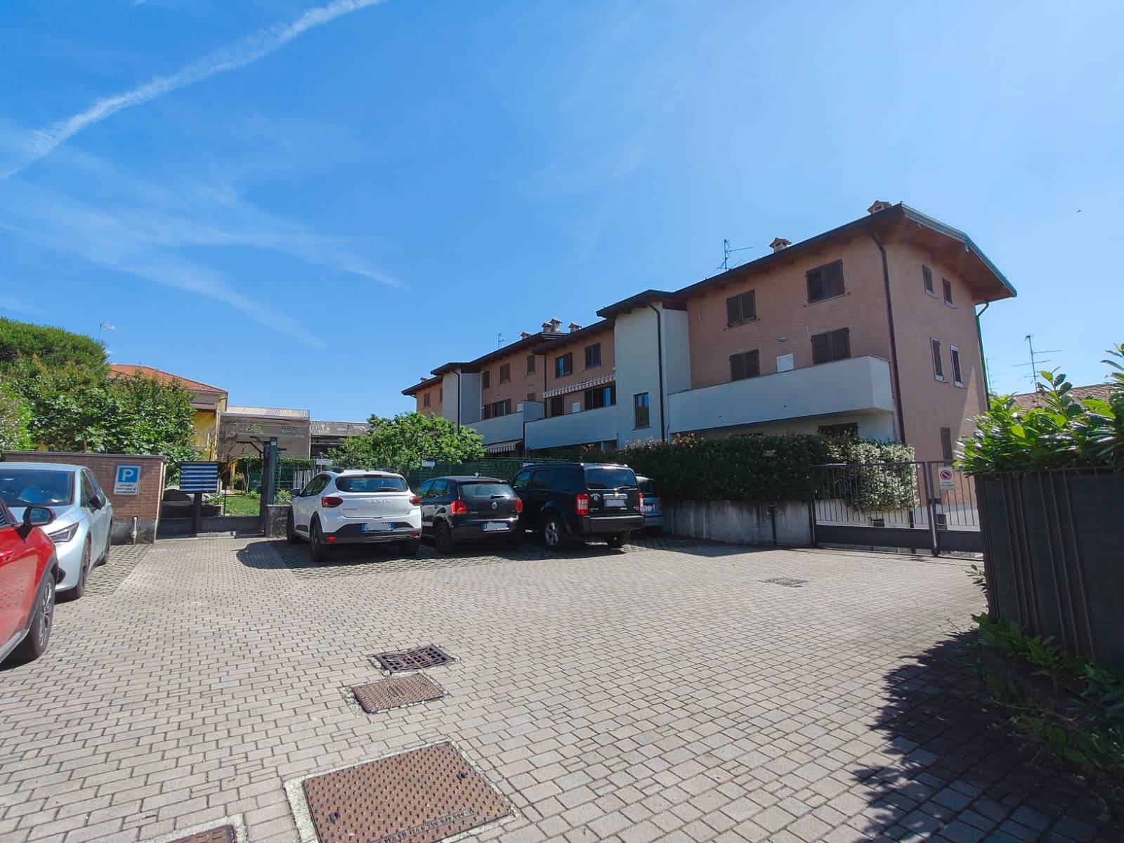 Appartamento in vendita a Carnago, Milanello