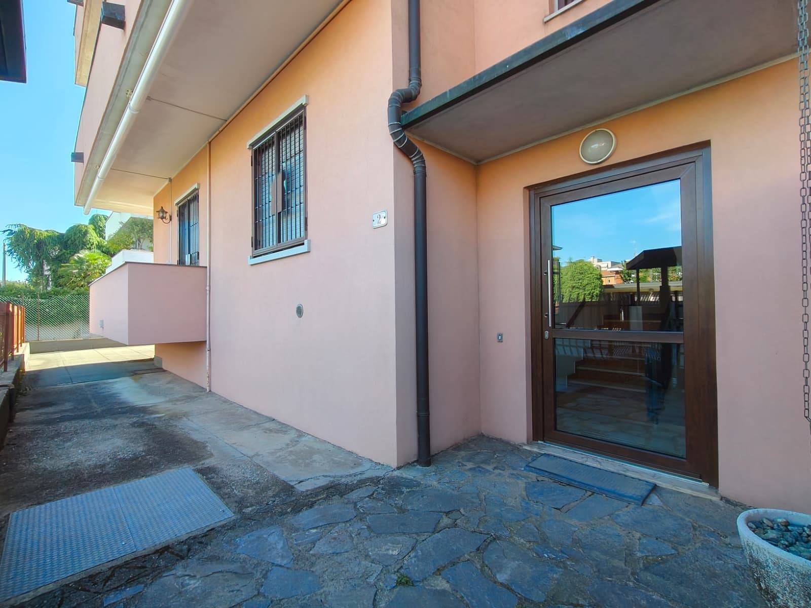 Appartamento in vendita a Gallarate, Arnate