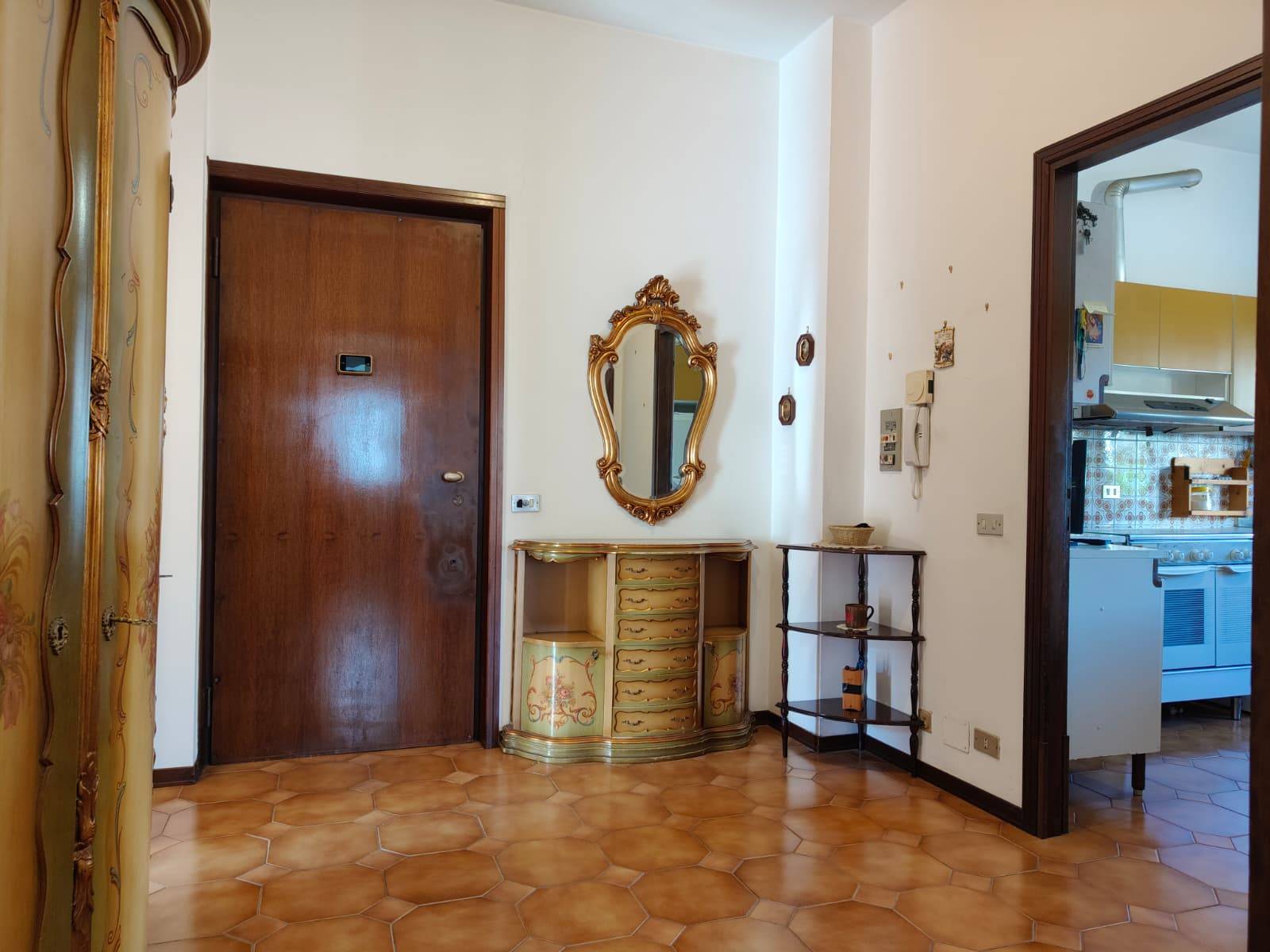 Appartamento in vendita a Gallarate, Arnate