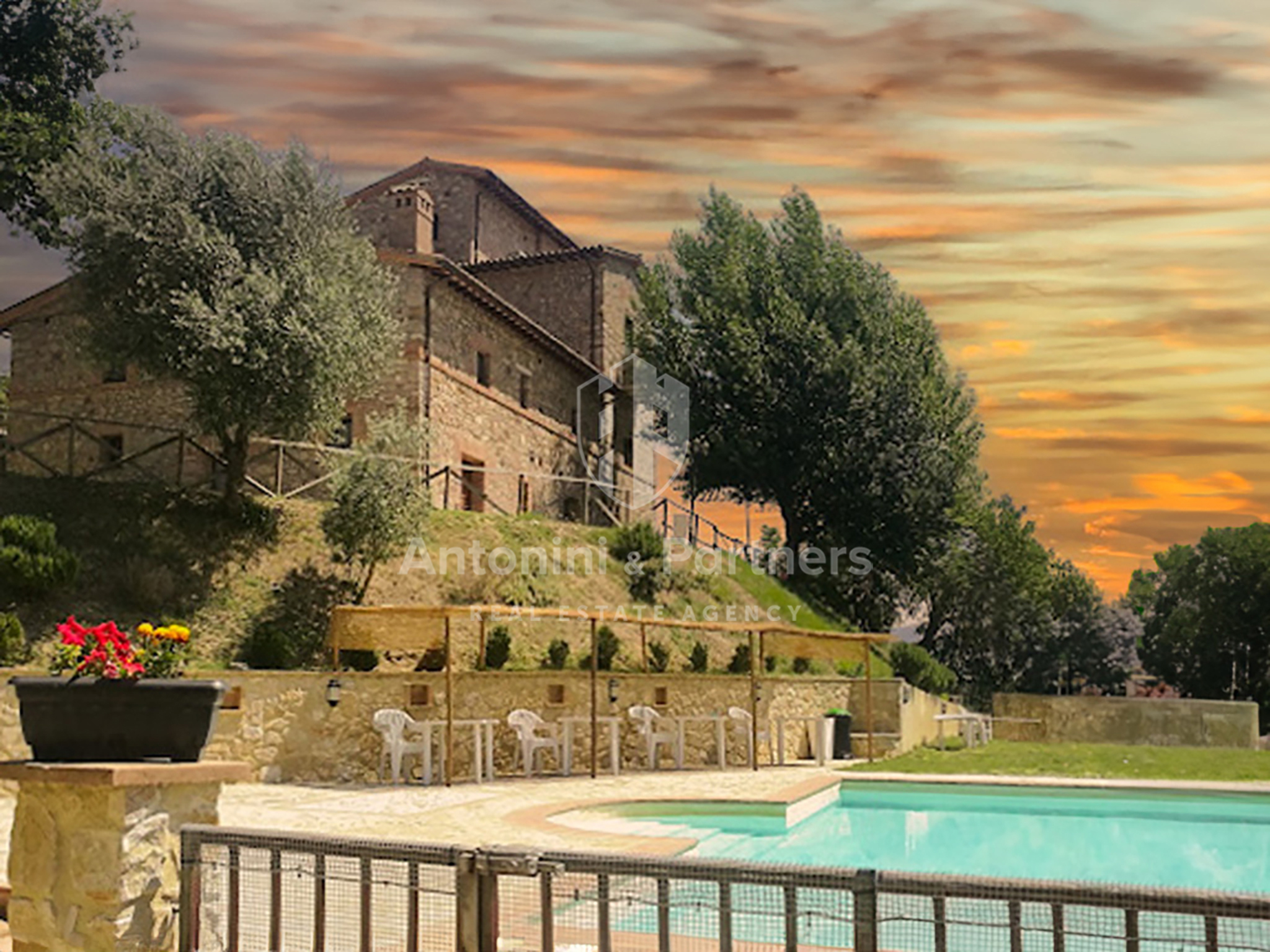 Casa indipendente con giardino in frazione montemolino todi, Todi