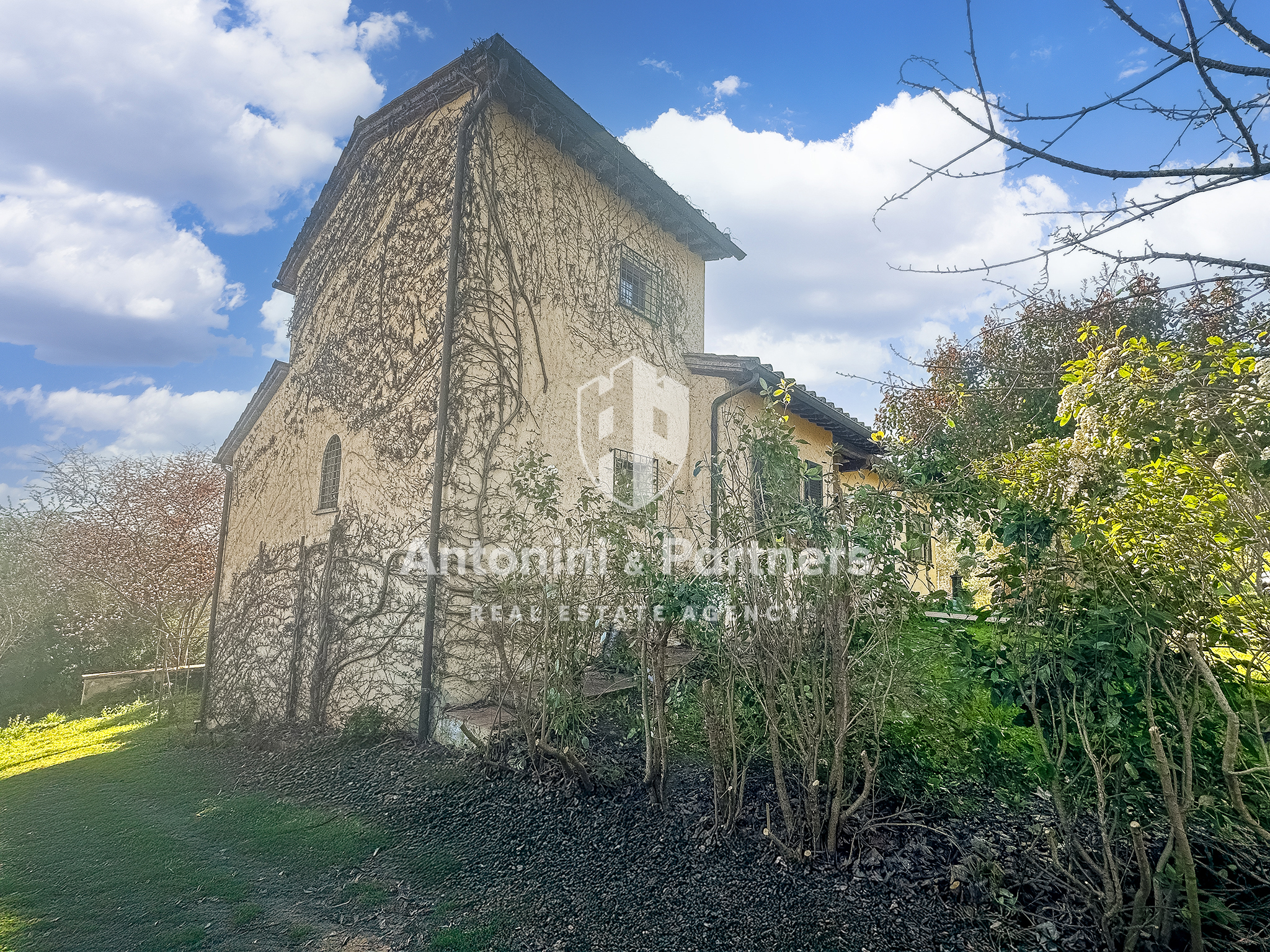 Casa indipendente con giardino in civitella dei conti centro, San Venanzo