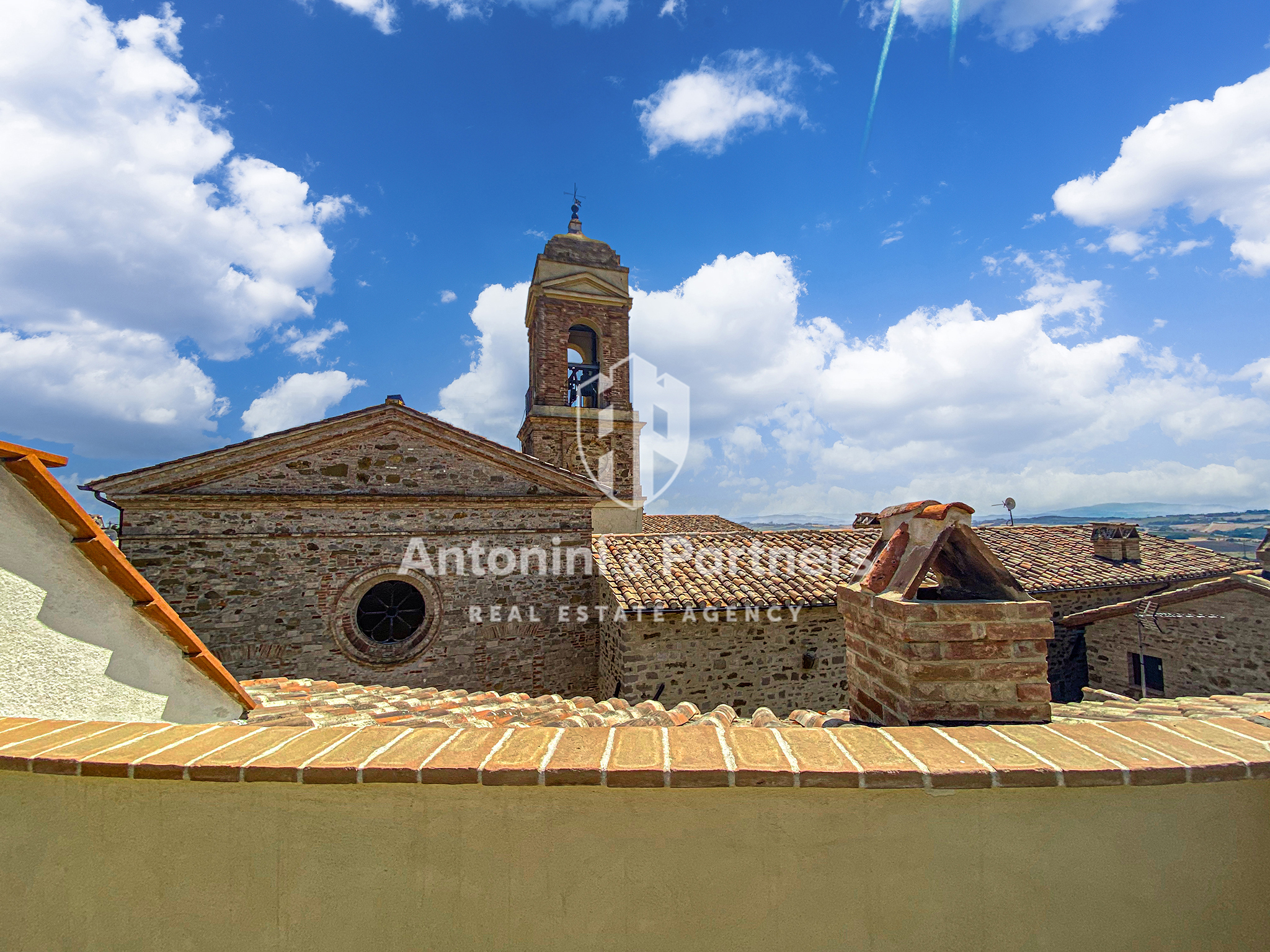 Quadrilocale con terrazzo in via del tempio, Marsciano