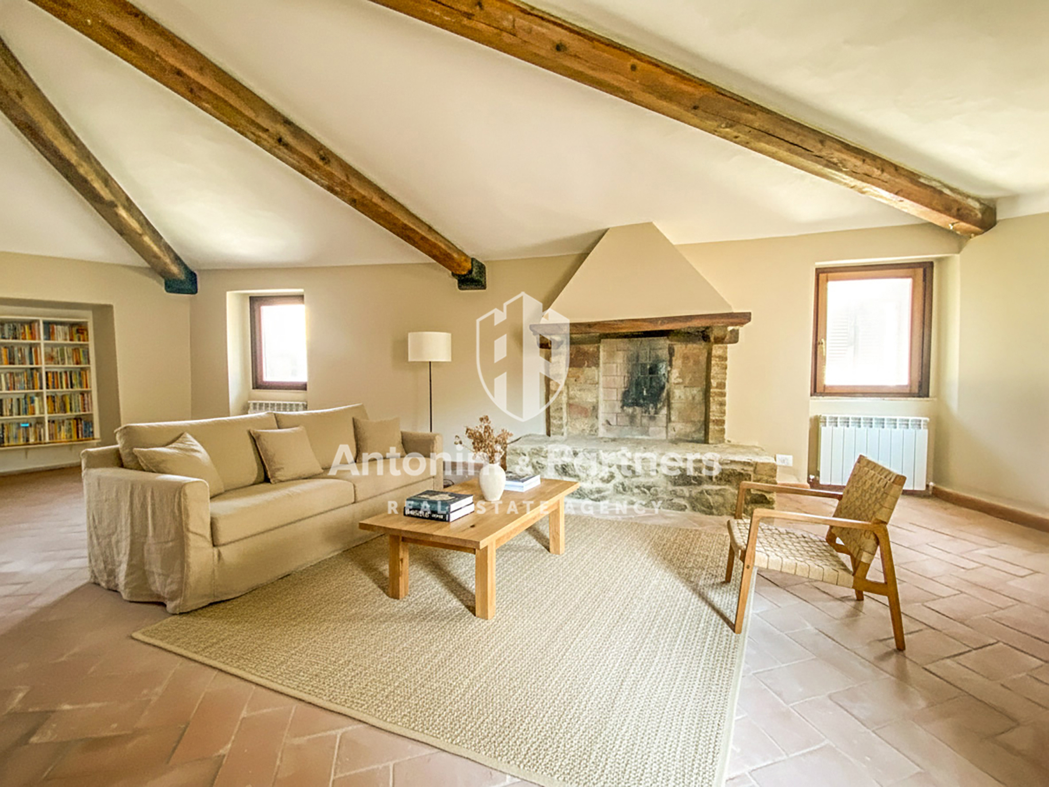 Quadrilocale con terrazzo in via del tempio, Marsciano