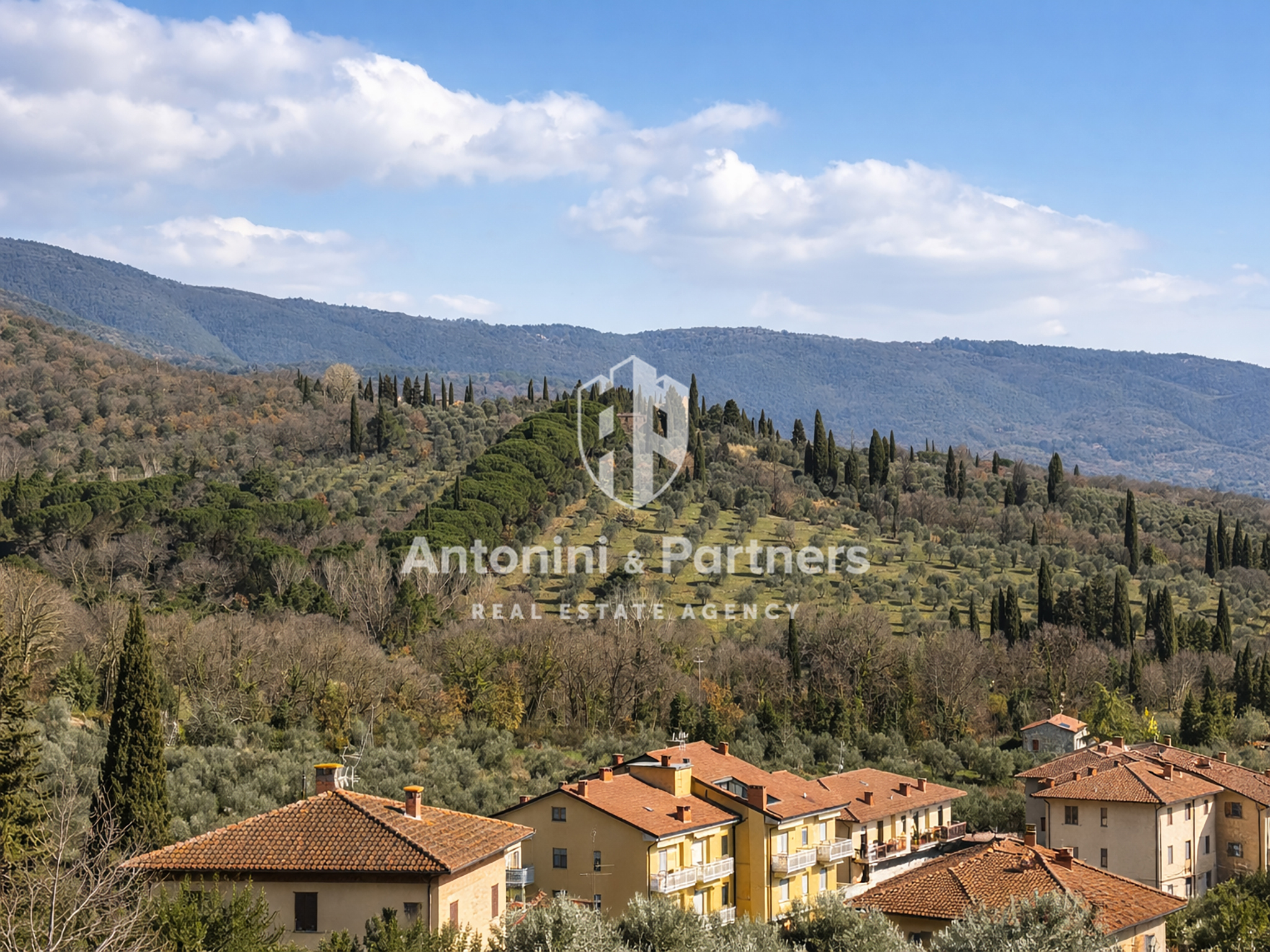 Appartamento con terrazzi in via ritorta, Tuoro sul Trasimeno