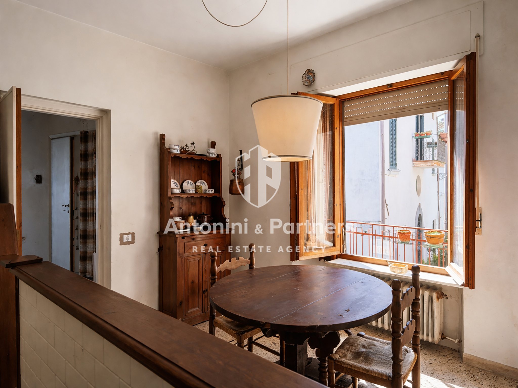 Appartamento con terrazzi in via ritorta, Tuoro sul Trasimeno