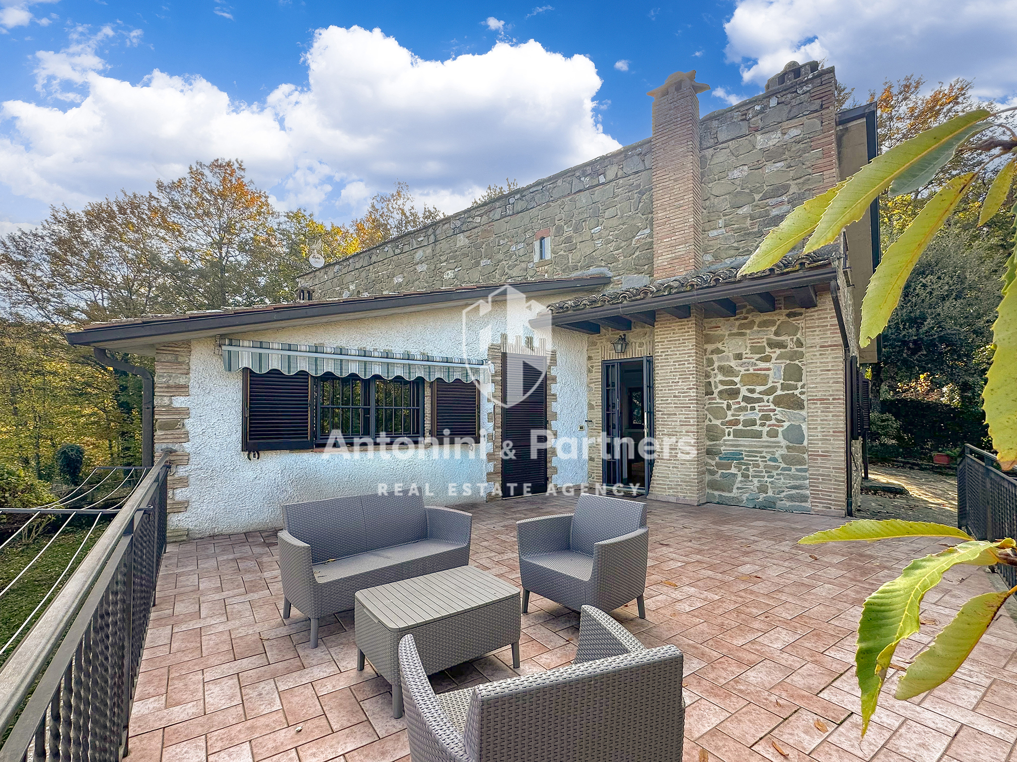 Casa indipendente con terrazzo in sp307, Piegaro