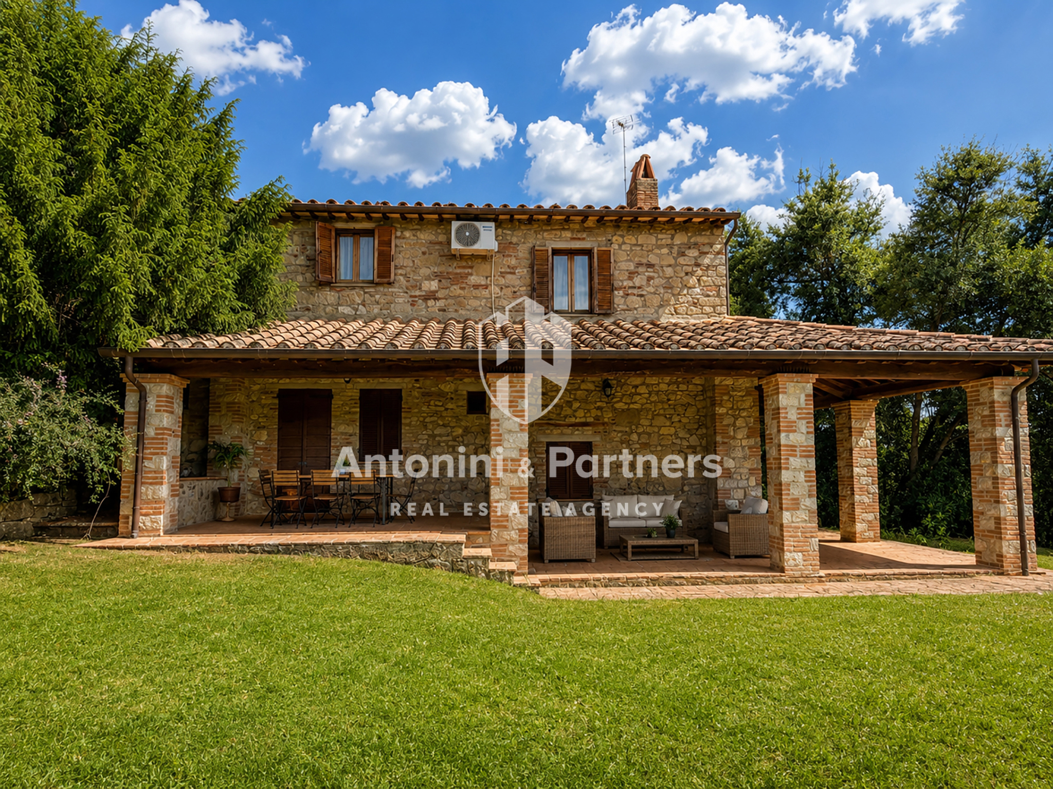 Casa indipendente con giardino in strada provinciale 373, Monte Castello di Vibio