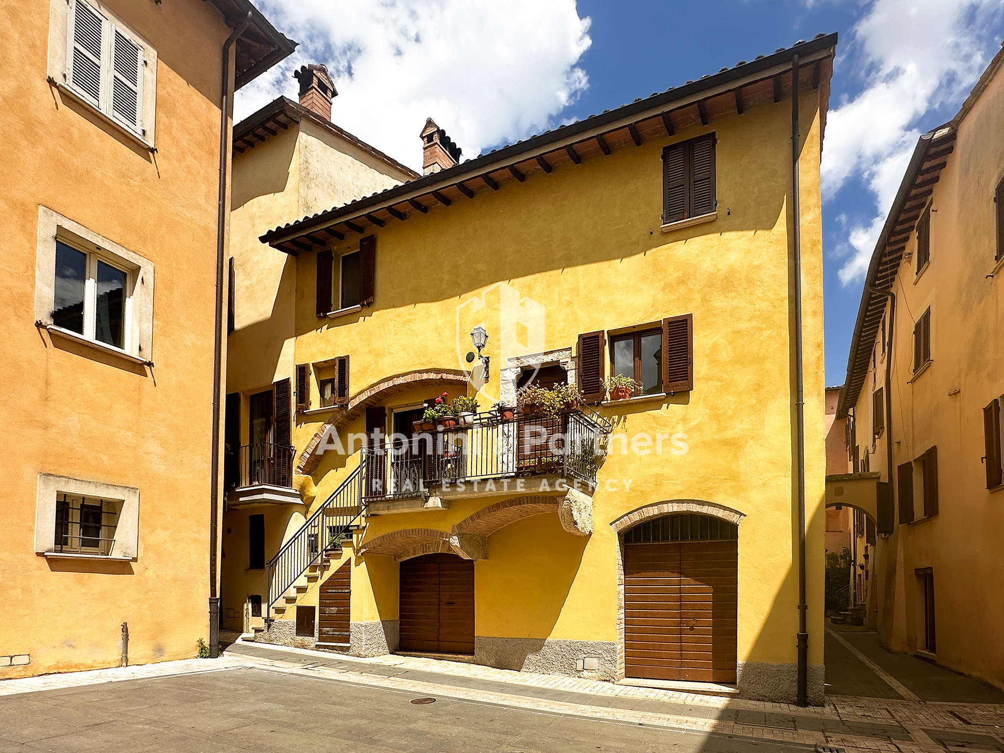 Quadrilocale in vendita in via vittorio emanuele, Massa Martana