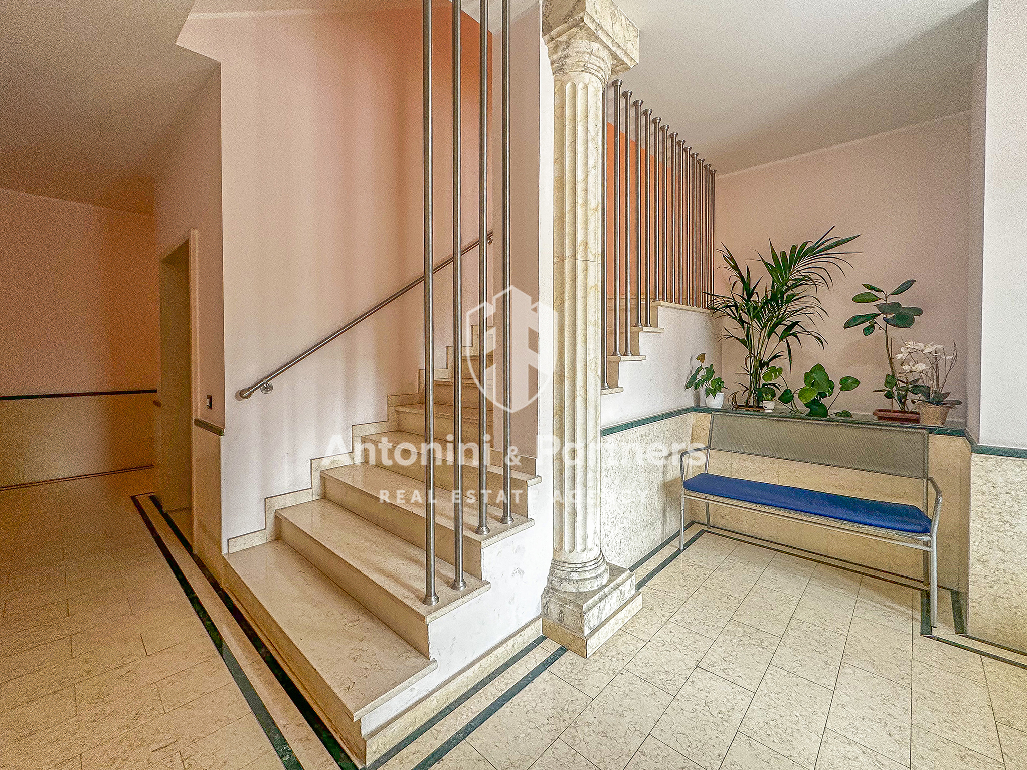 Trilocale con box in via tuderte, Marsciano