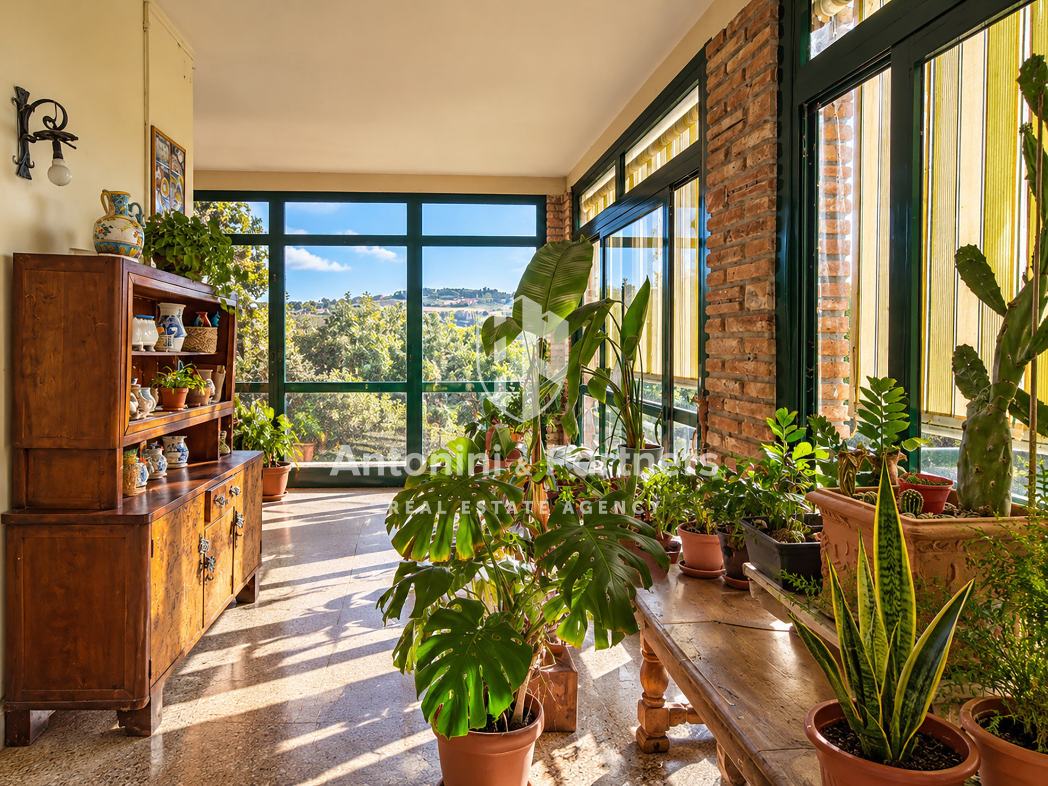 Villa con giardino in frazione san damiano, Todi