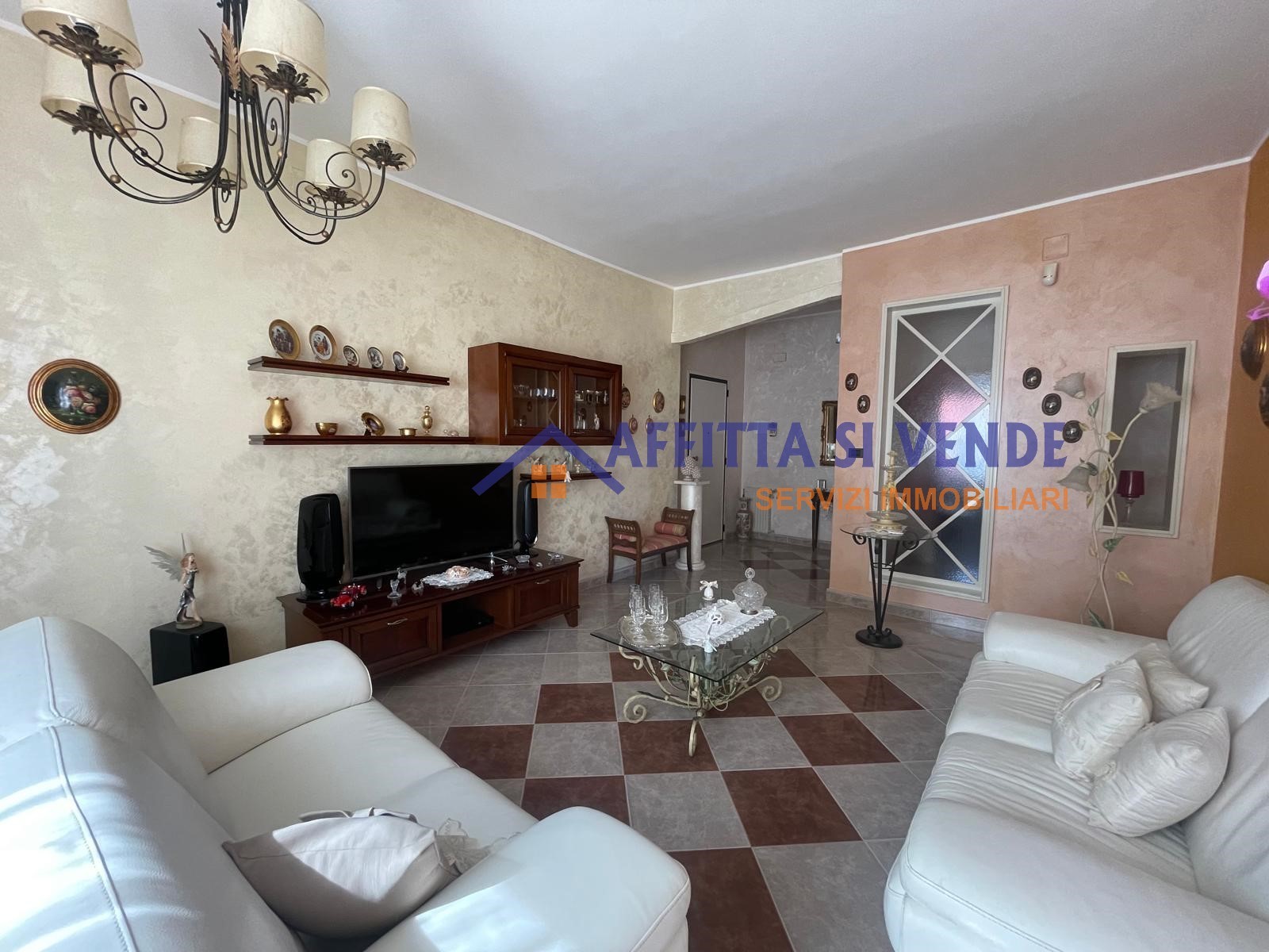 Appartamento con giardino in via gaetano barresi 3, Siracusa