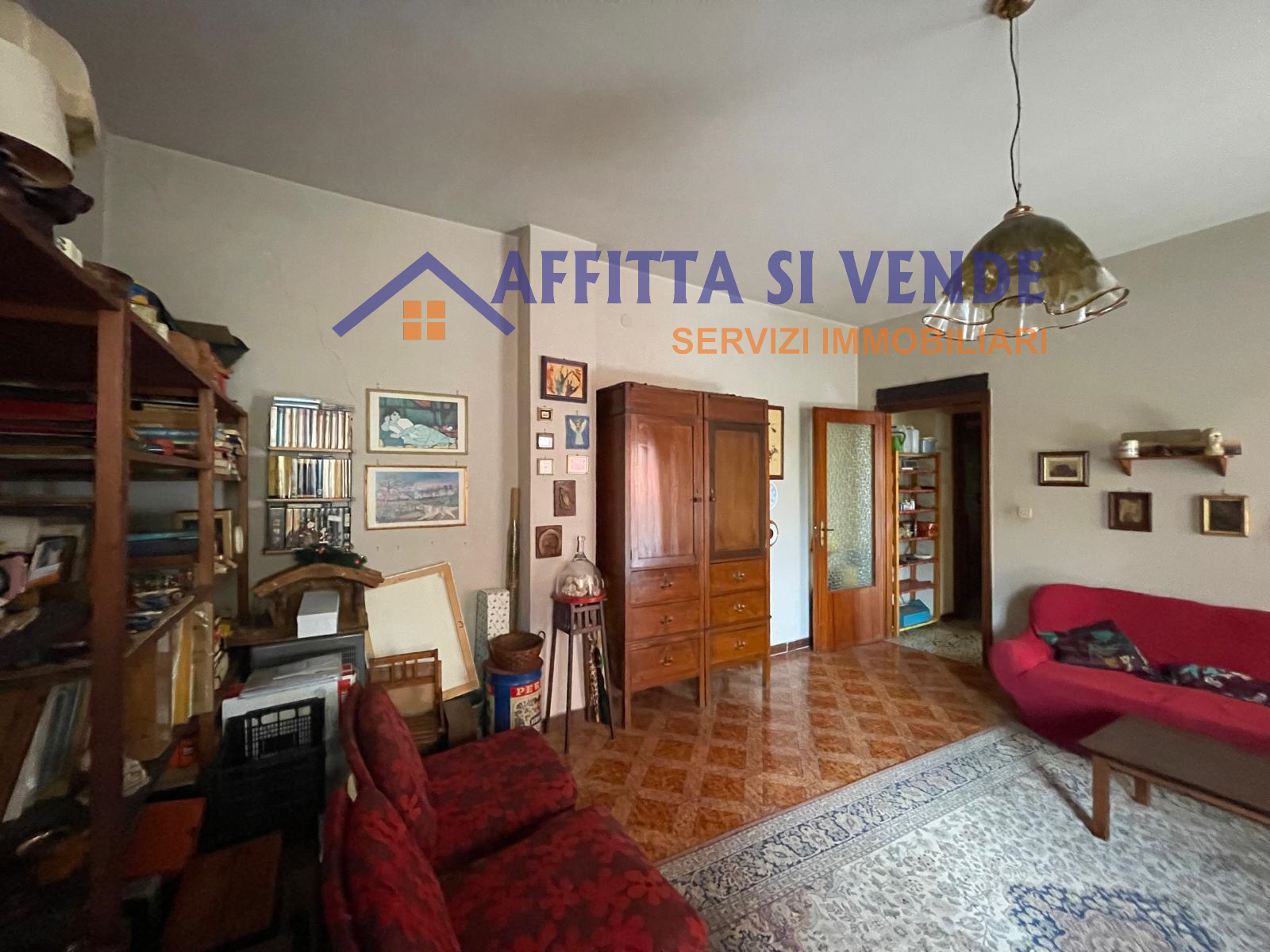 Trilocale da ristrutturare in via lentini 108, Siracusa