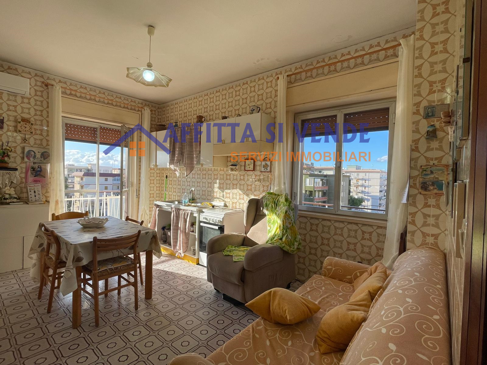 Appartamento con box doppio in via patern 81, Siracusa